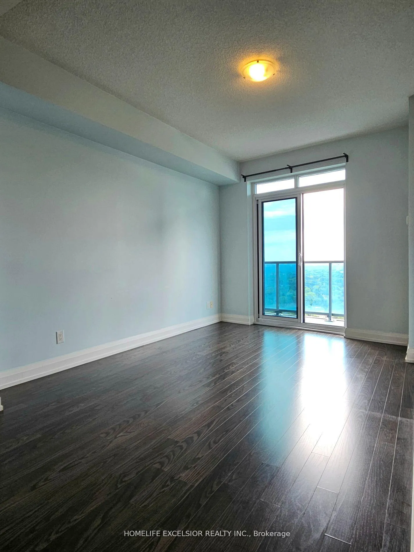 Photo 10 of Unit 2027, 7161 Yonge Street, Markham, Grandview — HOMEH