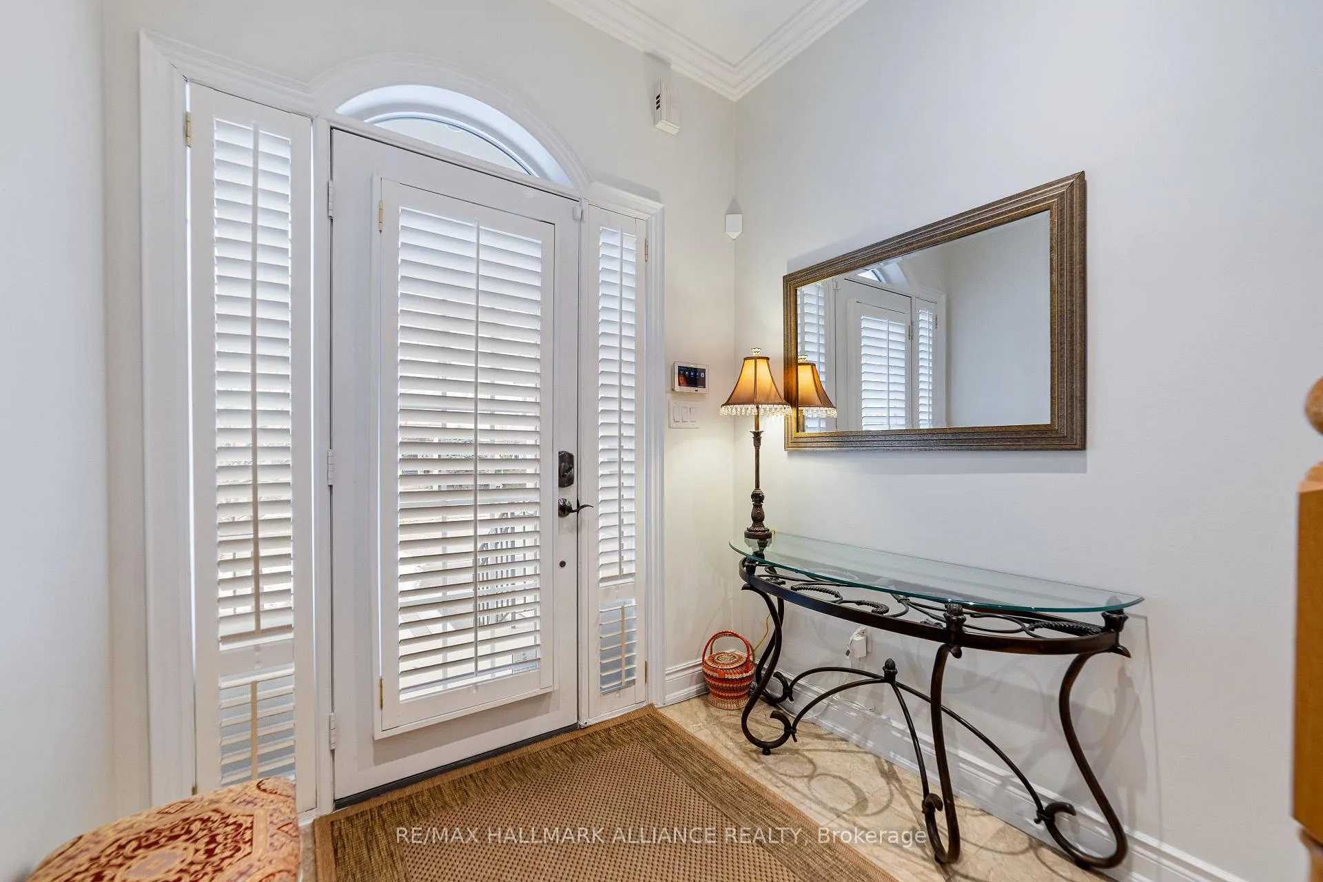Photo 3 of 28 Preakness Drive, North York, Banbury-Don Mills — HOMEH