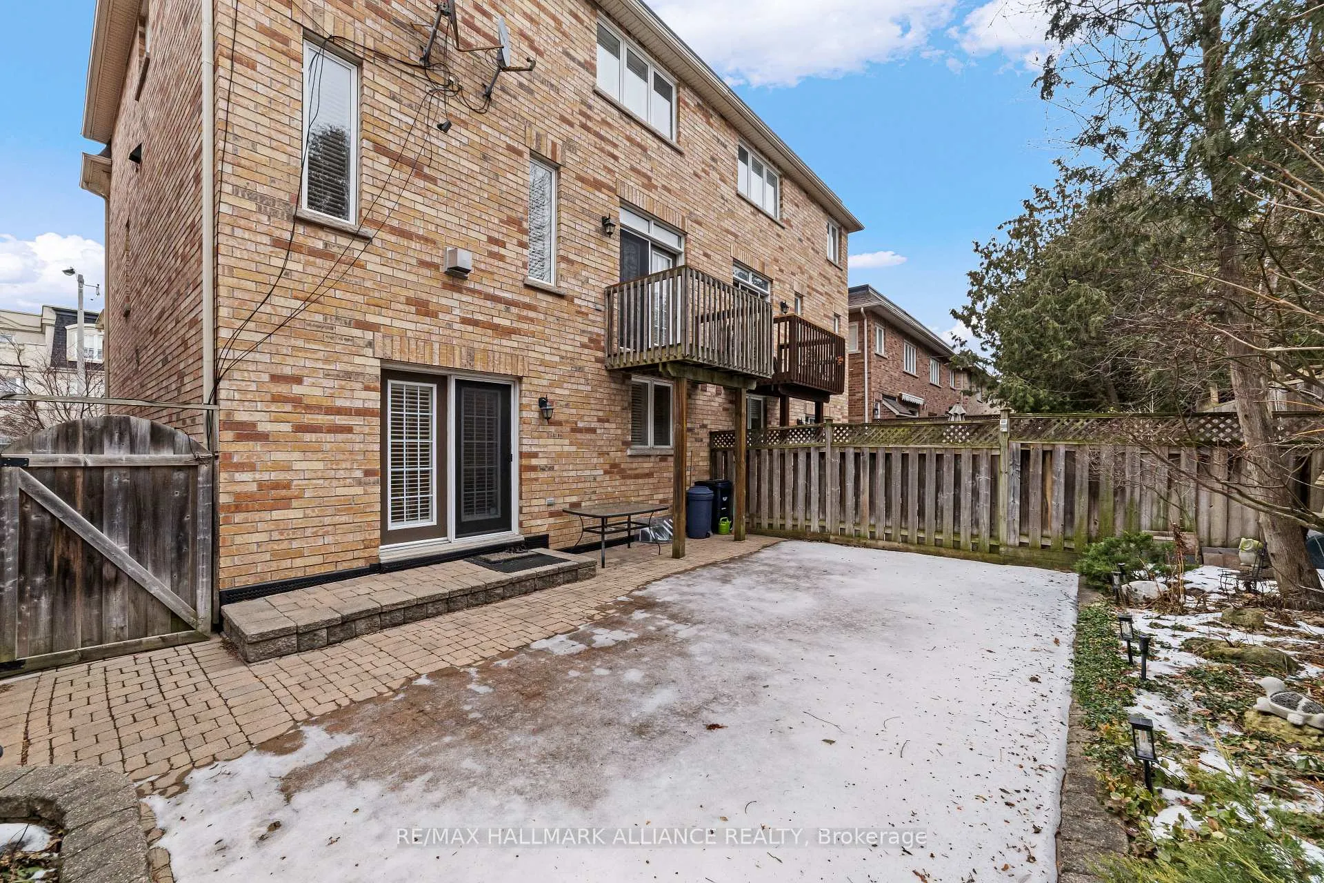 Photo 27 of 28 Preakness Drive, North York, Banbury-Don Mills — HOMEH