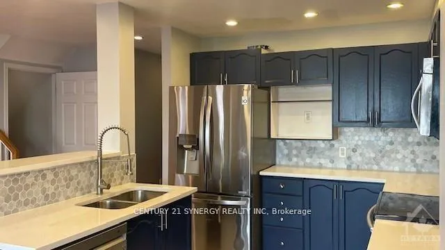 Photo 7 of 13 Barnstone Drive, Ottawa, Barrhaven East — HOMEH