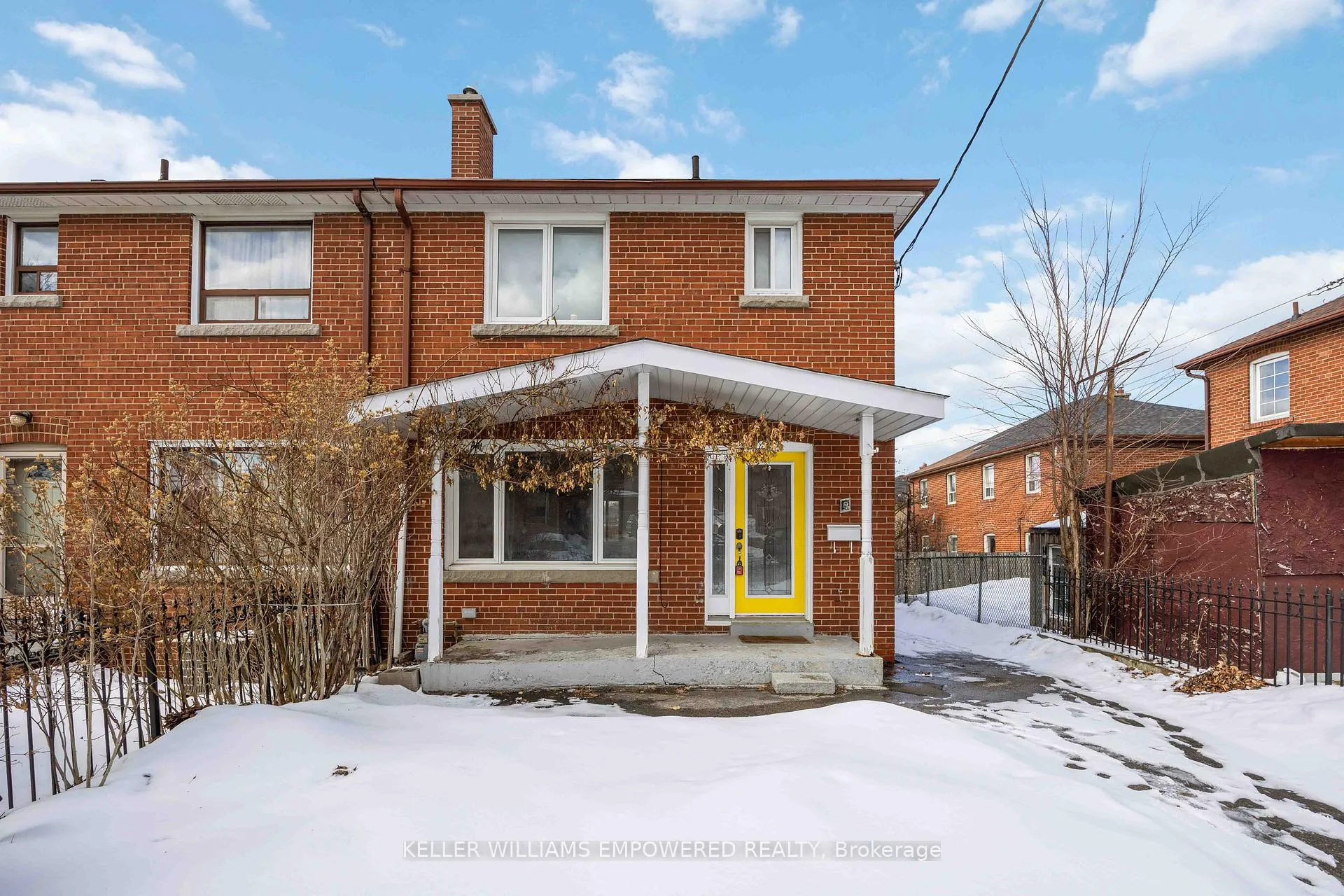 Photo 2 of 8 Porter Avenue, Toronto, Rockcliffe-Smythe — HOMEH