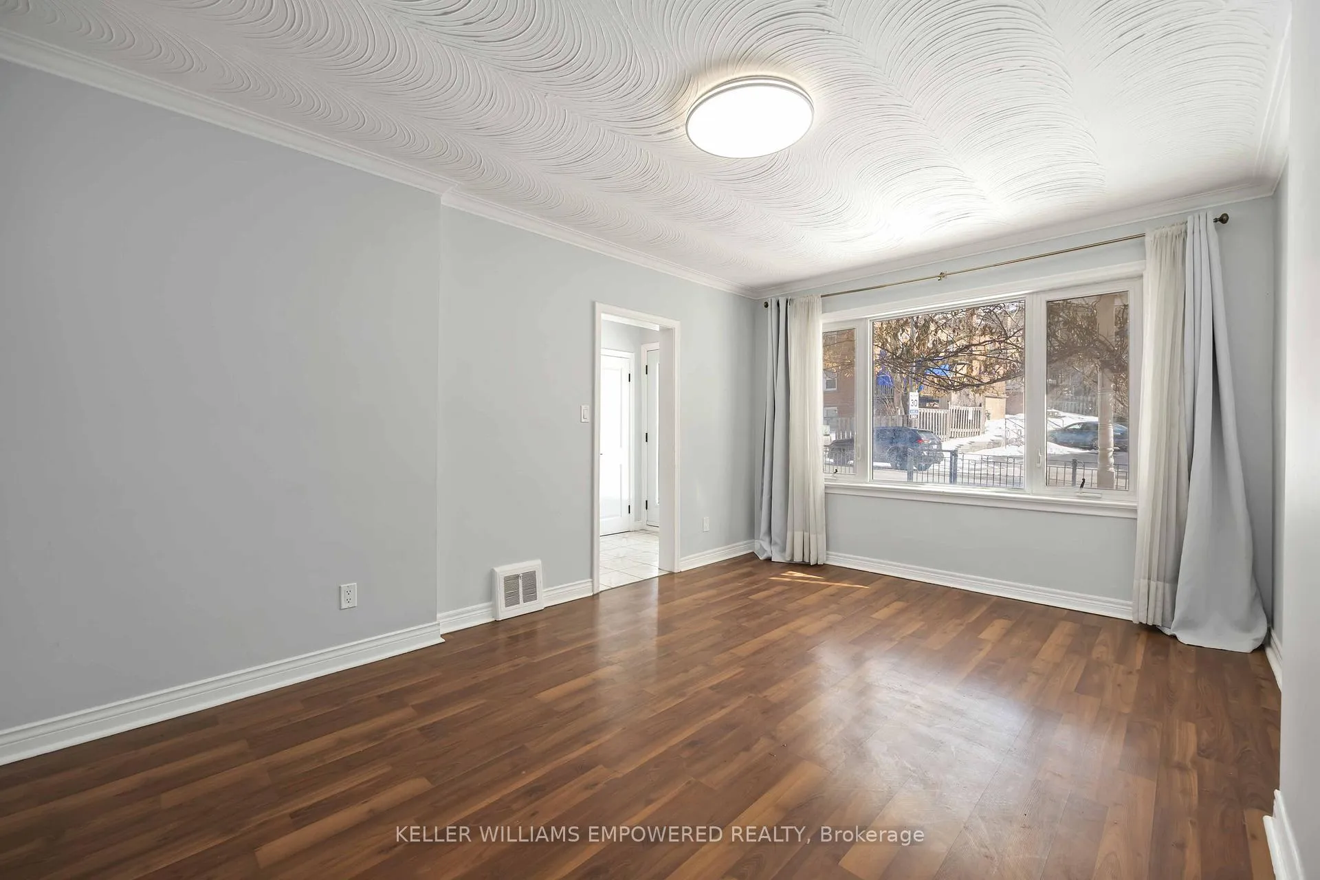 Photo 16 of 8 Porter Avenue, Toronto, Rockcliffe-Smythe — HOMEH