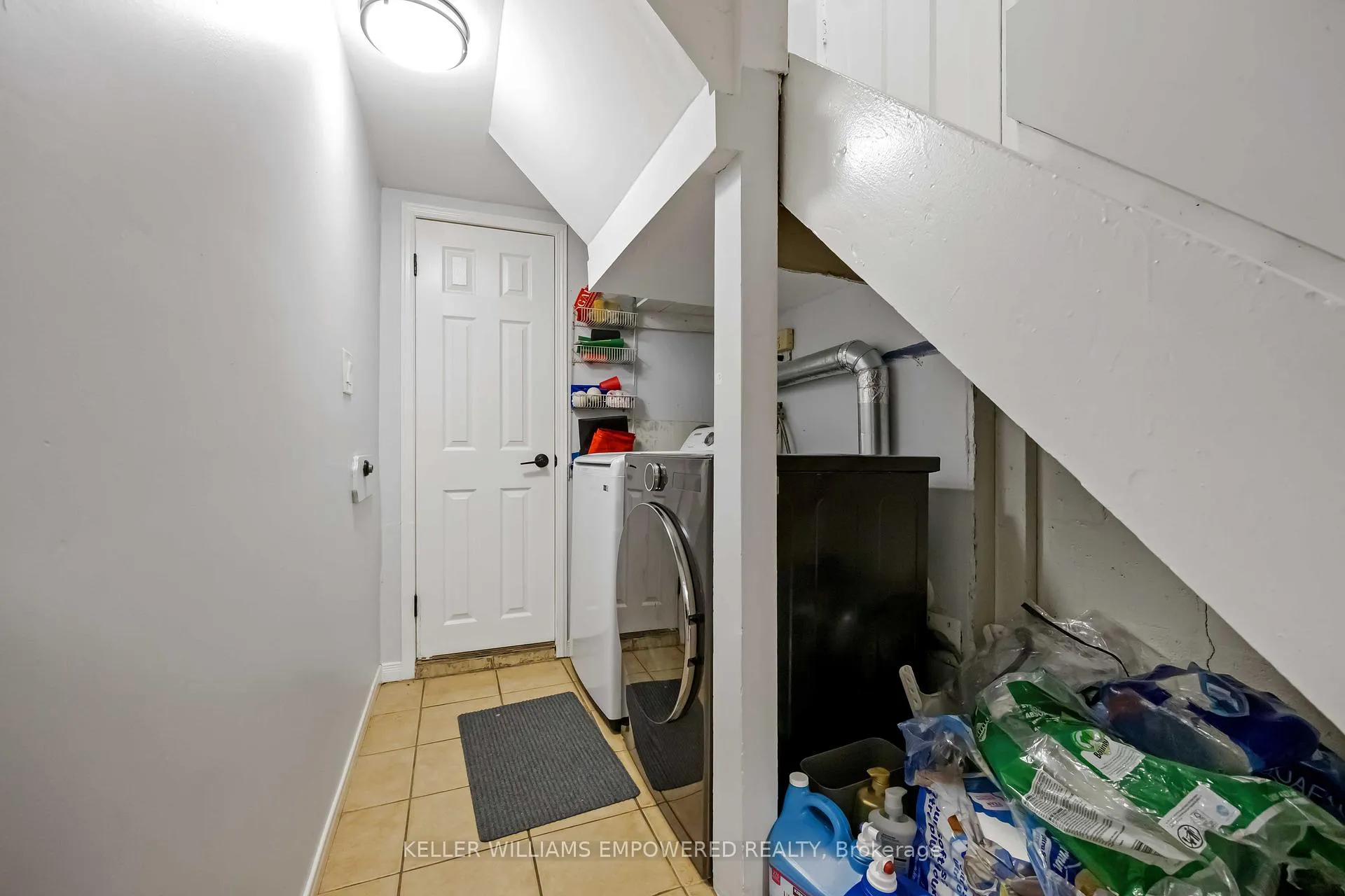 Photo 31 of 8 Porter Avenue, Toronto, Rockcliffe-Smythe — HOMEH