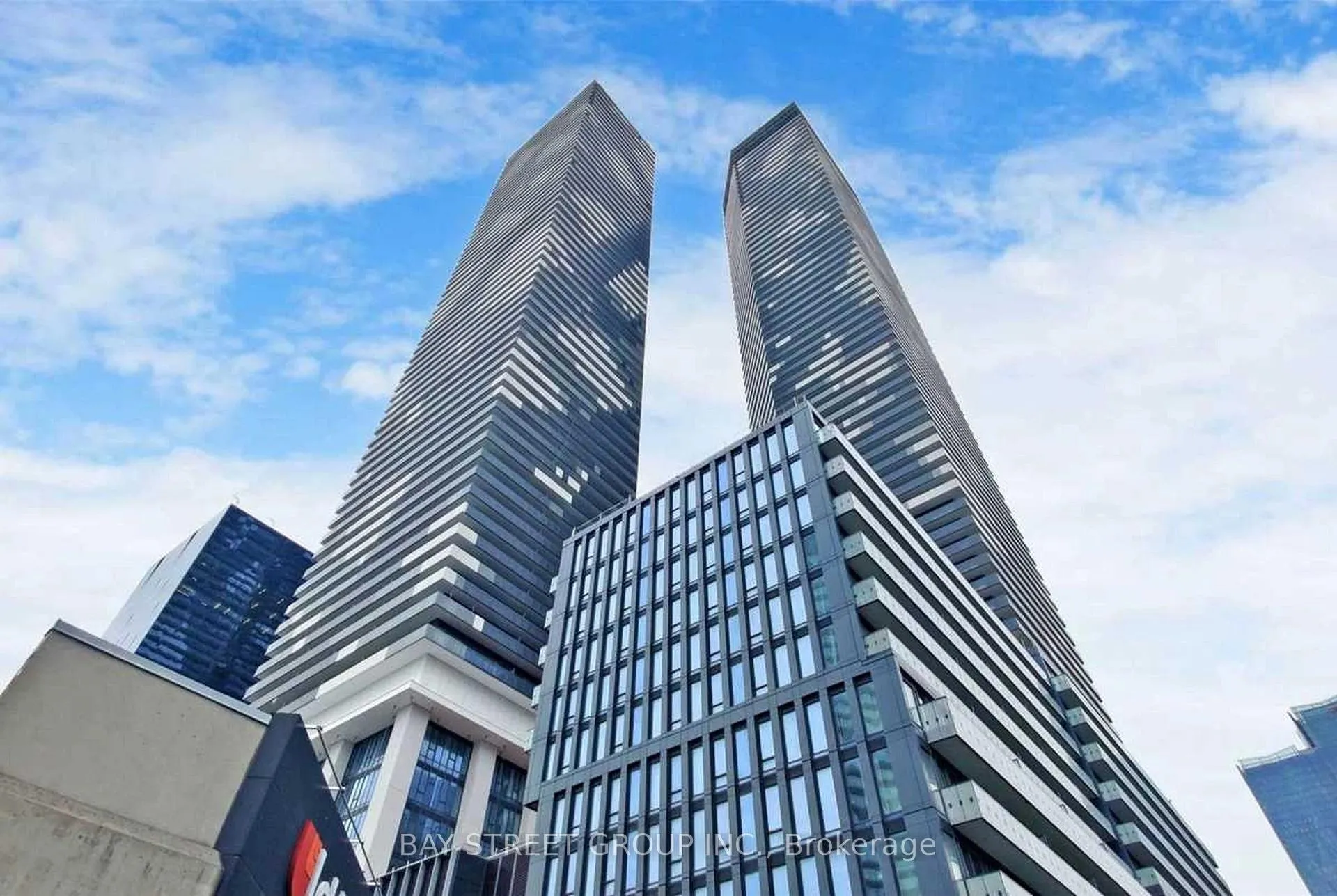 Photo 1 of Unit 5206, 138 Downes Street, Toronto, Waterfront Communities — HOMEH