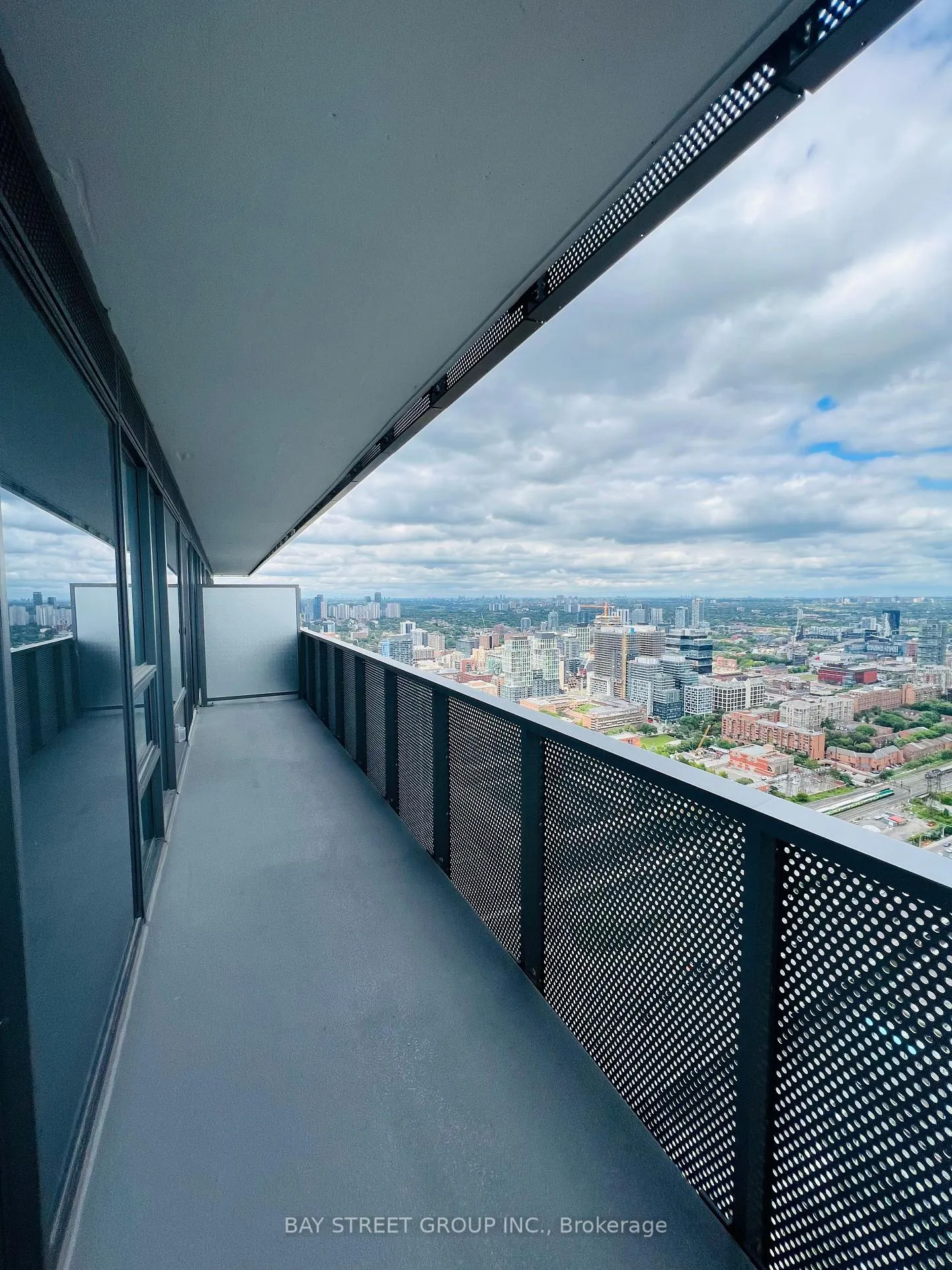 Photo 15 of Unit 5206, 138 Downes Street, Toronto, Waterfront Communities — HOMEH