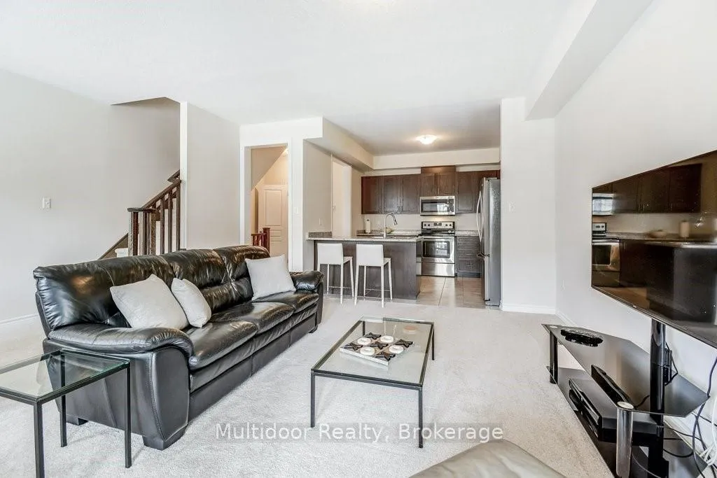 Photo 10 of 20 Hiscott Drive, Hamilton, Waterdown — HOMEH