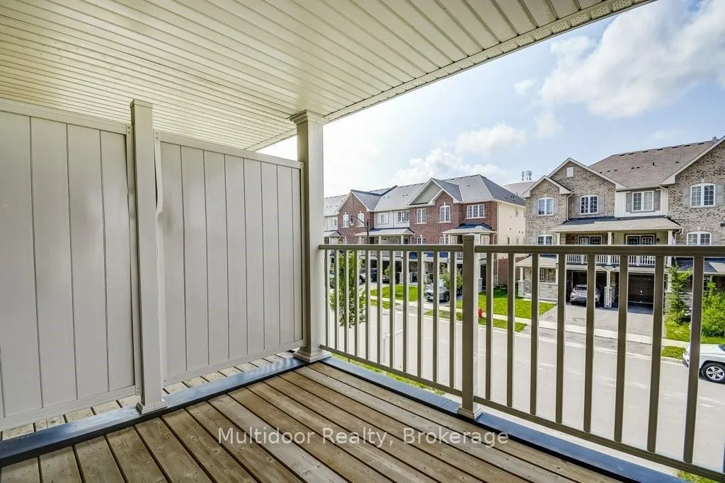 Photo 20 of 20 Hiscott Drive, Hamilton, Waterdown — HOMEH