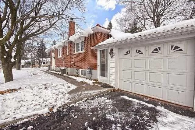 Photo 2 of 1 Napier Street, Barrie, Codrington — HOMEH