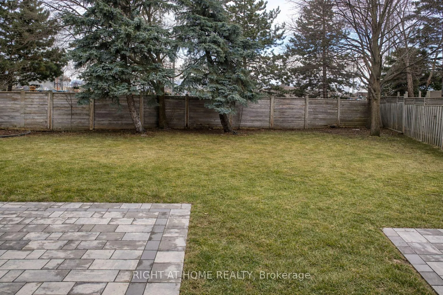 Photo 25 of 27 Patna Crescent, Vaughan, Maple — HOMEH