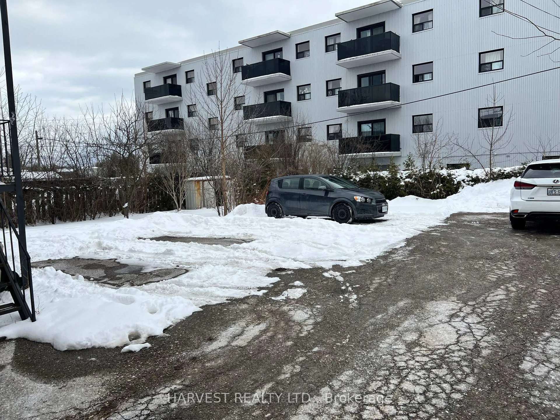 Photo 2 of 337 Frontenac Avenue, Oshawa, Vanier — HOMEH