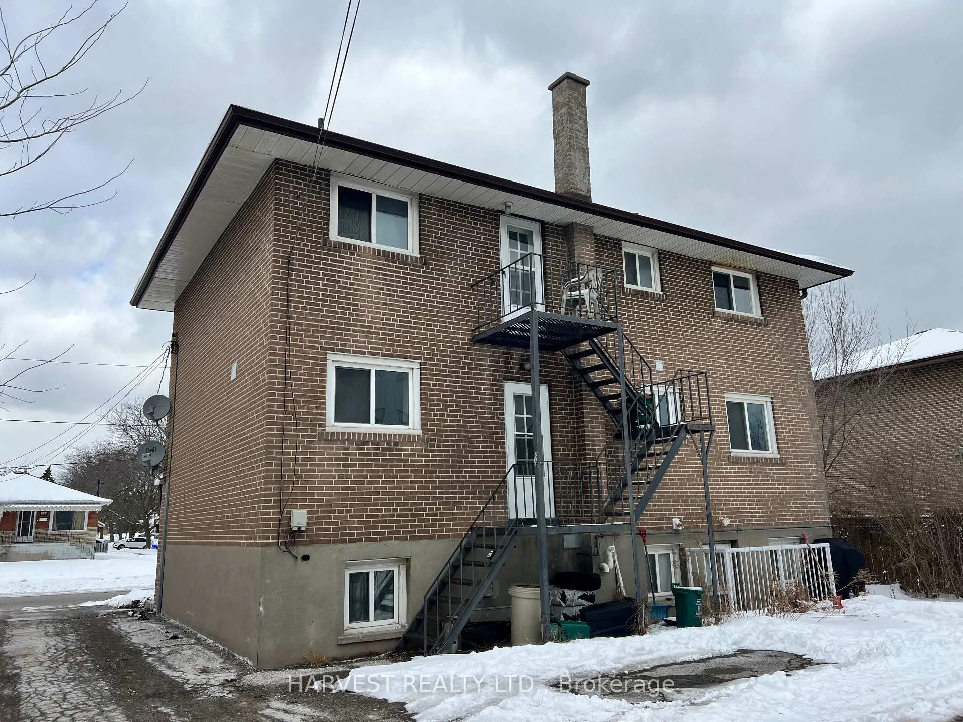 Photo 3 of 337 Frontenac Avenue, Oshawa, Vanier — HOMEH