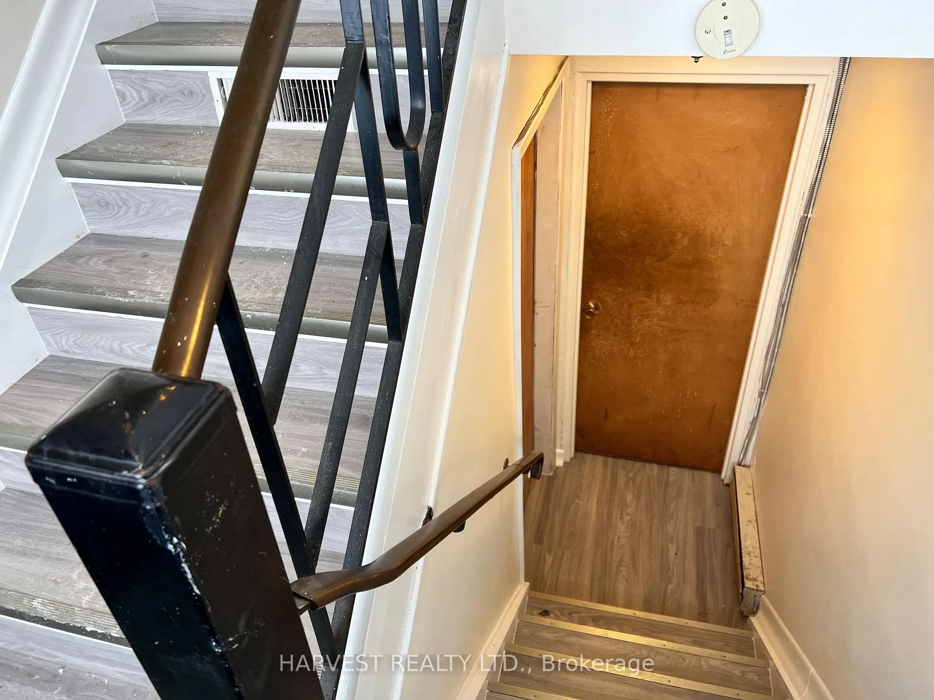Photo 5 of 337 Frontenac Avenue, Oshawa, Vanier — HOMEH