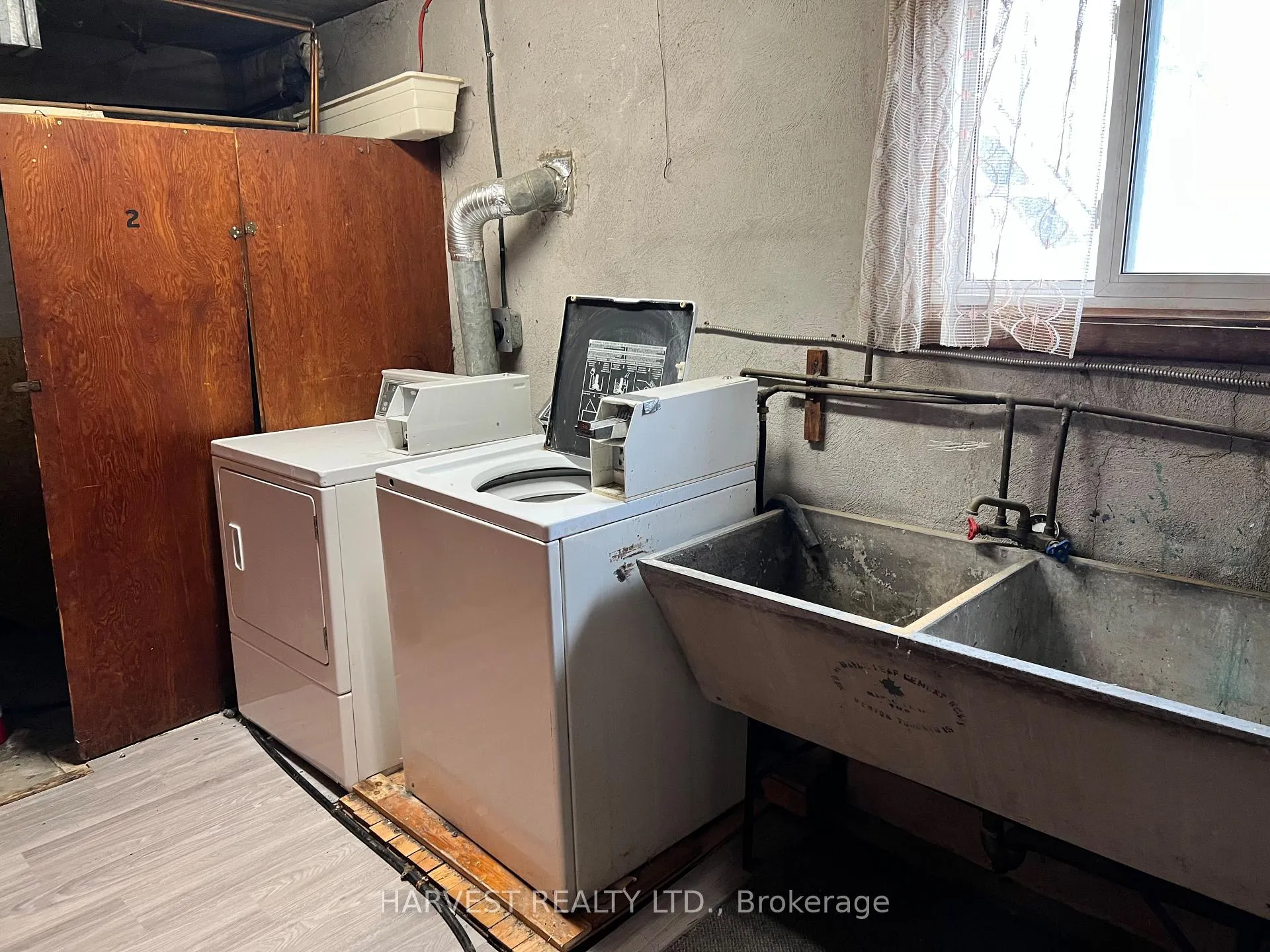 Photo 6 of 337 Frontenac Avenue, Oshawa, Vanier — HOMEH