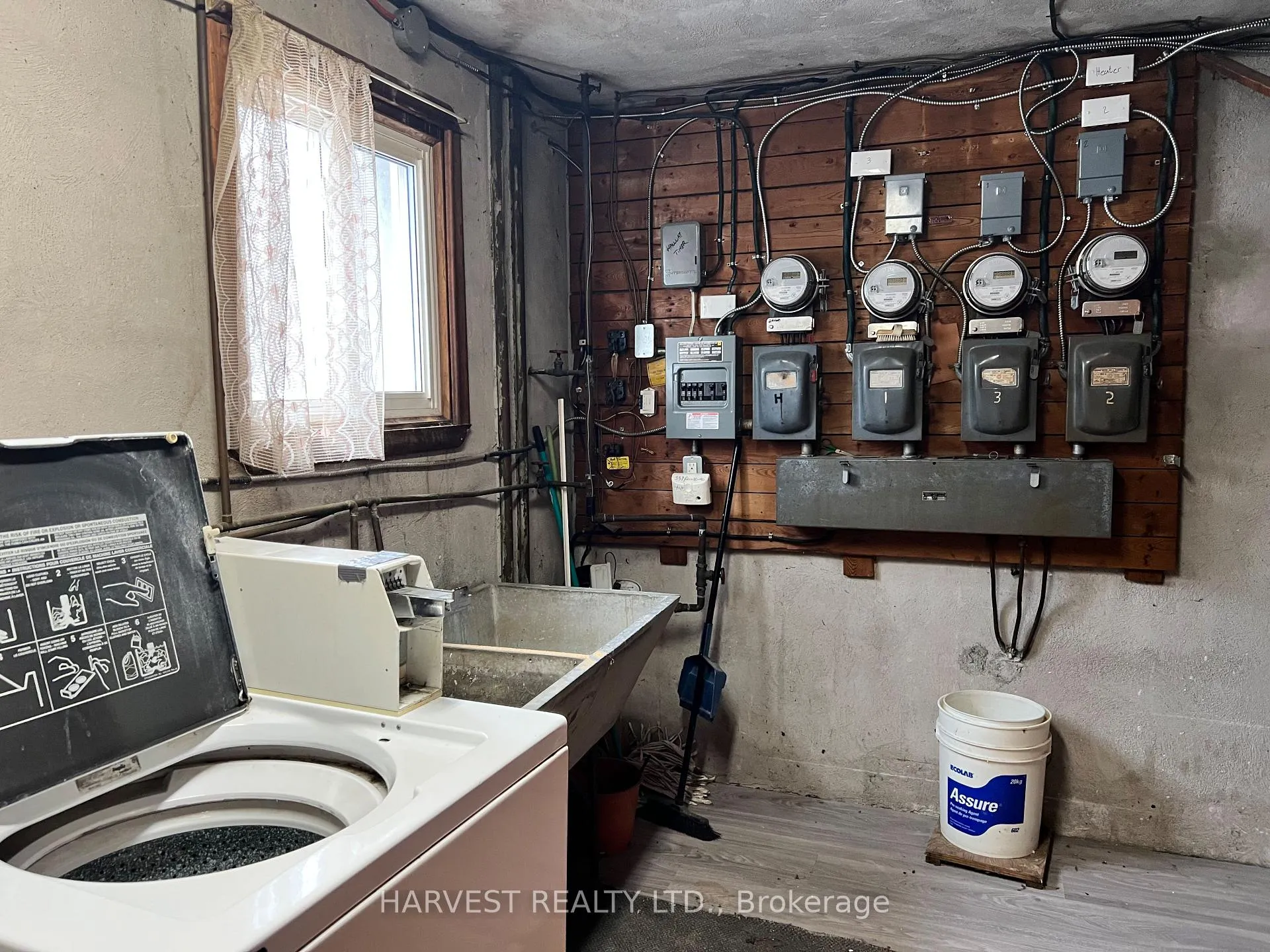 Photo 7 of 337 Frontenac Avenue, Oshawa, Vanier — HOMEH