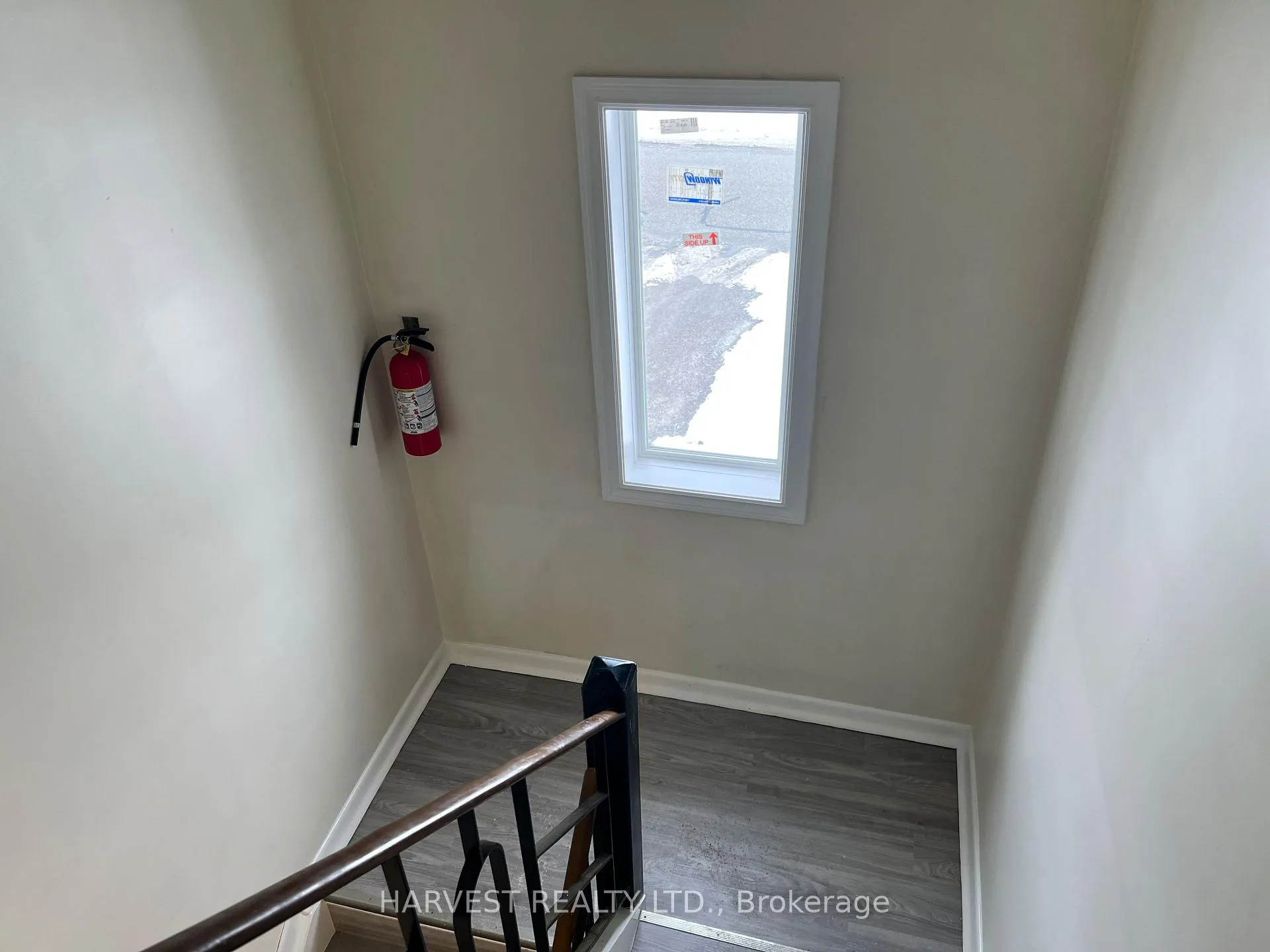 Photo 8 of 337 Frontenac Avenue, Oshawa, Vanier — HOMEH