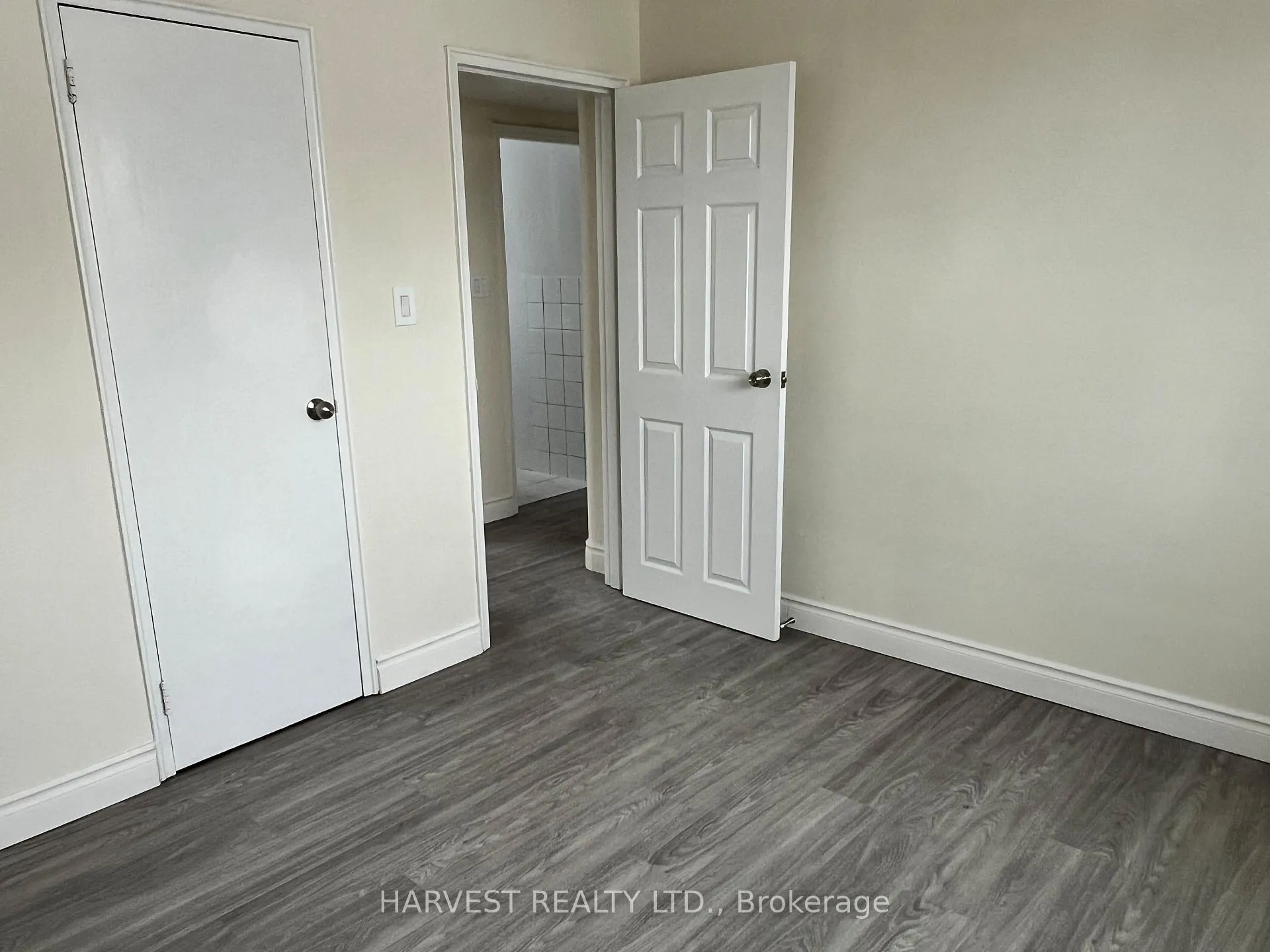 Photo 18 of 337 Frontenac Avenue, Oshawa, Vanier — HOMEH