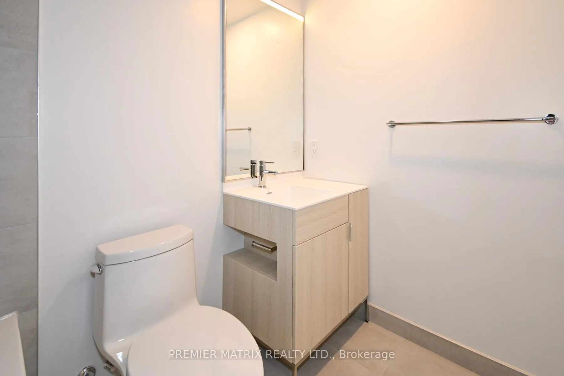 Photo 5 of Unit 529, 28 Eastern Avenue, Toronto, Moss Park — HOMEH