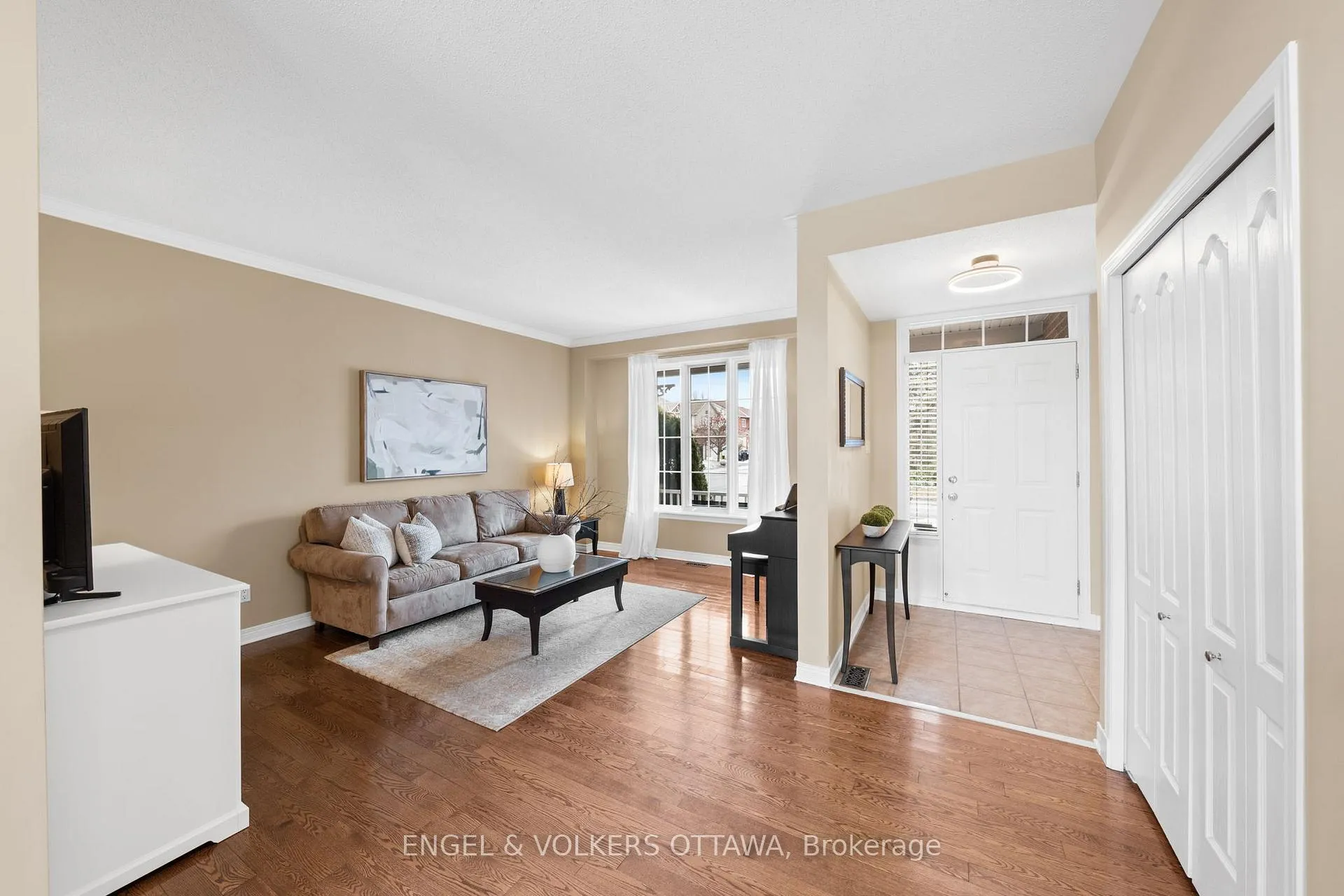 Photo 3 of 113 Maple Stand Way, Ottawa, Barrhaven East — HOMEH