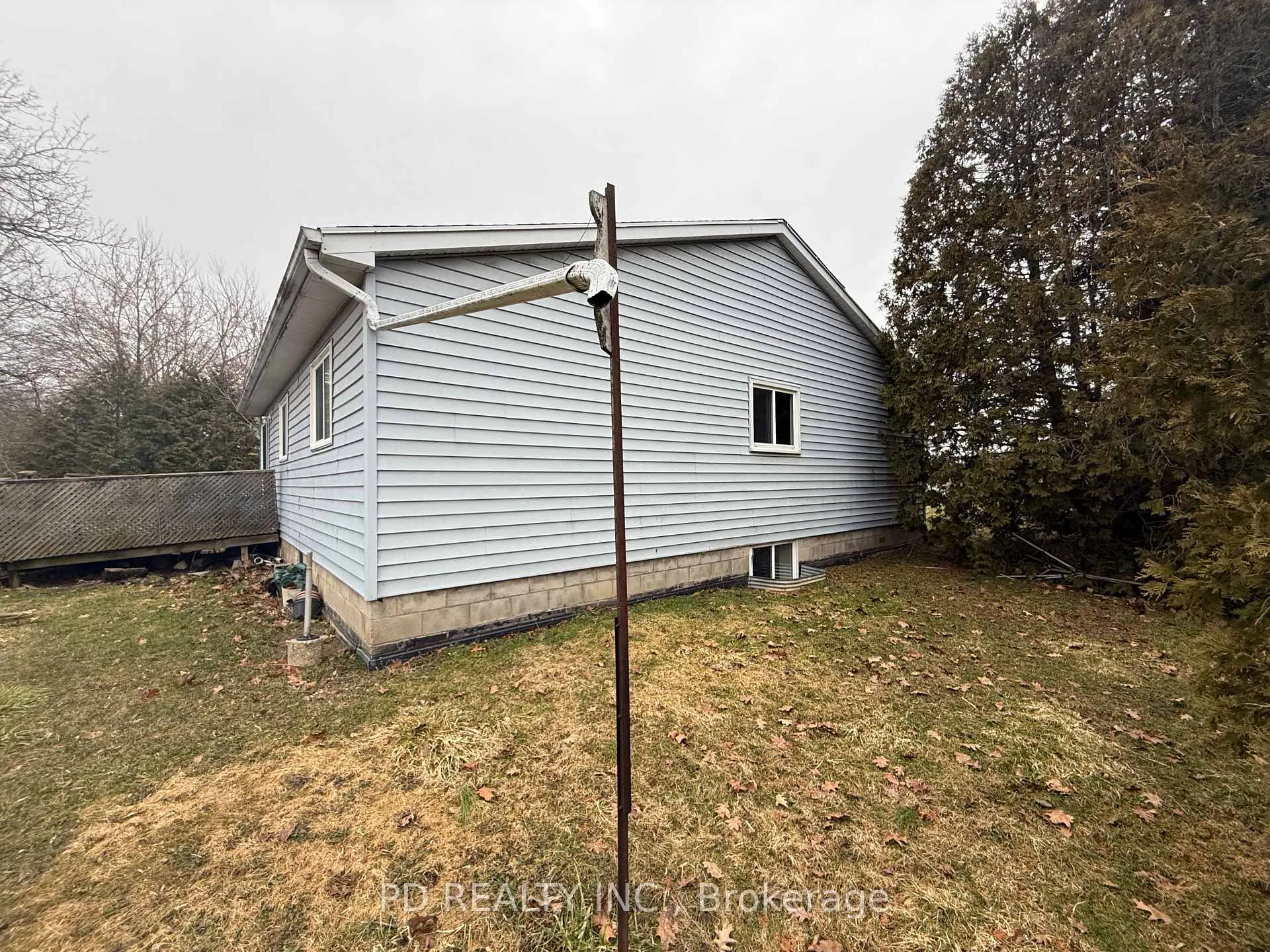 Photo 17 of 612 Hines Road, Haldimand, Dunnville — HOMEH