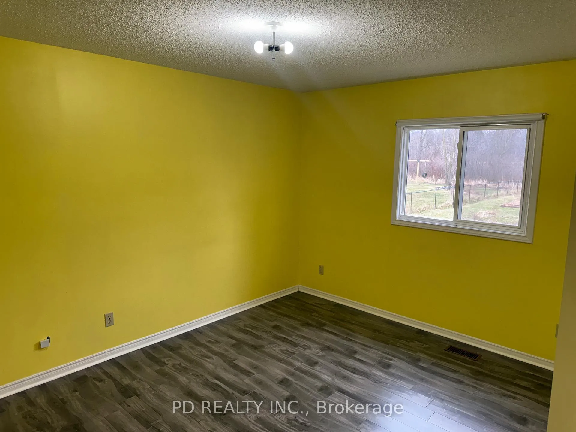 Photo 26 of 612 Hines Road, Haldimand, Dunnville — HOMEH