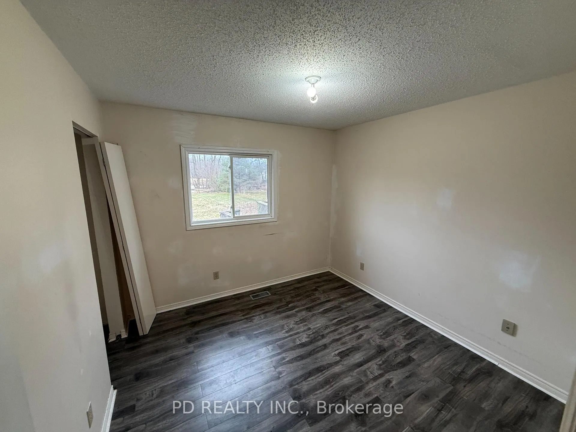 Photo 27 of 612 Hines Road, Haldimand, Dunnville — HOMEH