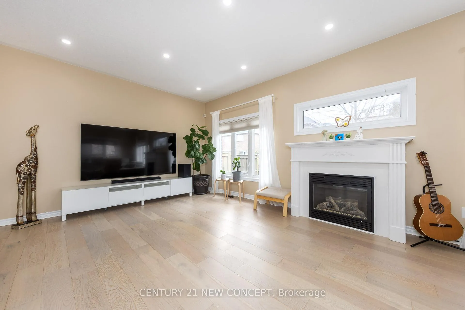 Photo 8 of 223 Mclaughlin Avenue, Milton, Willmott — HOMEH