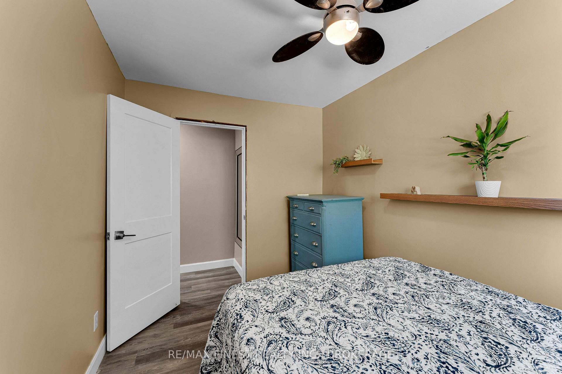 Photo 13 of 2843 Perth Road, Kingston, City North of 401 — HOMEH