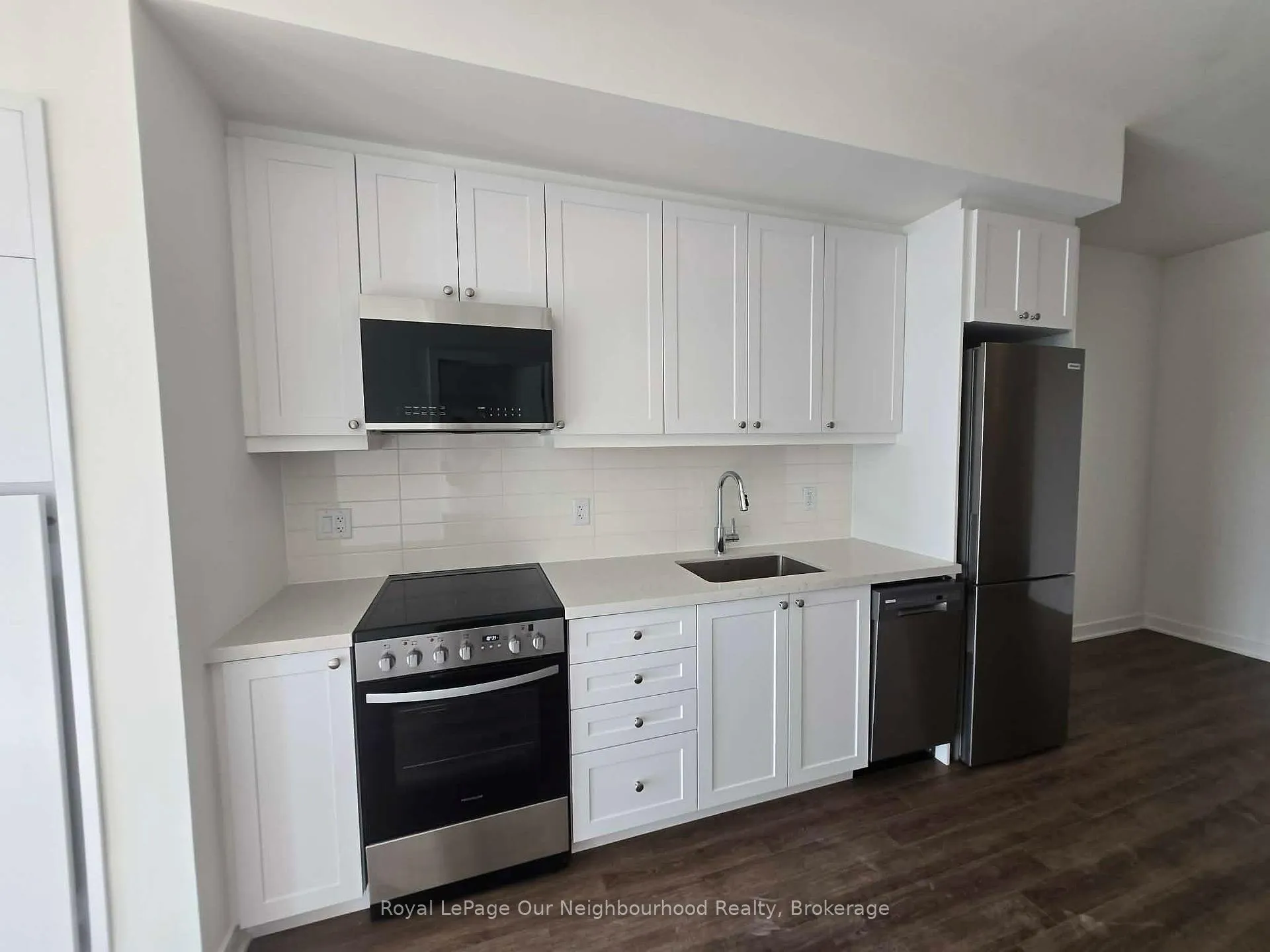 Photo 8 of Unit 604, 51 Clarington Boulevard, Clarington, Bowmanville — HOMEH