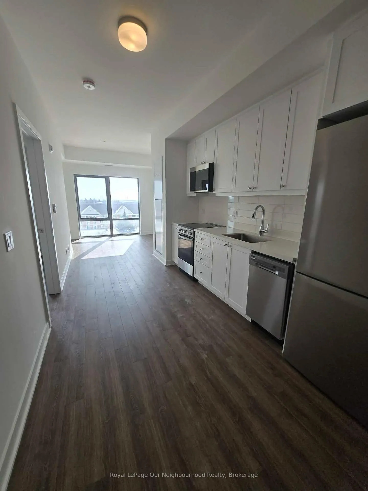 Photo 9 of Unit 604, 51 Clarington Boulevard, Clarington, Bowmanville — HOMEH