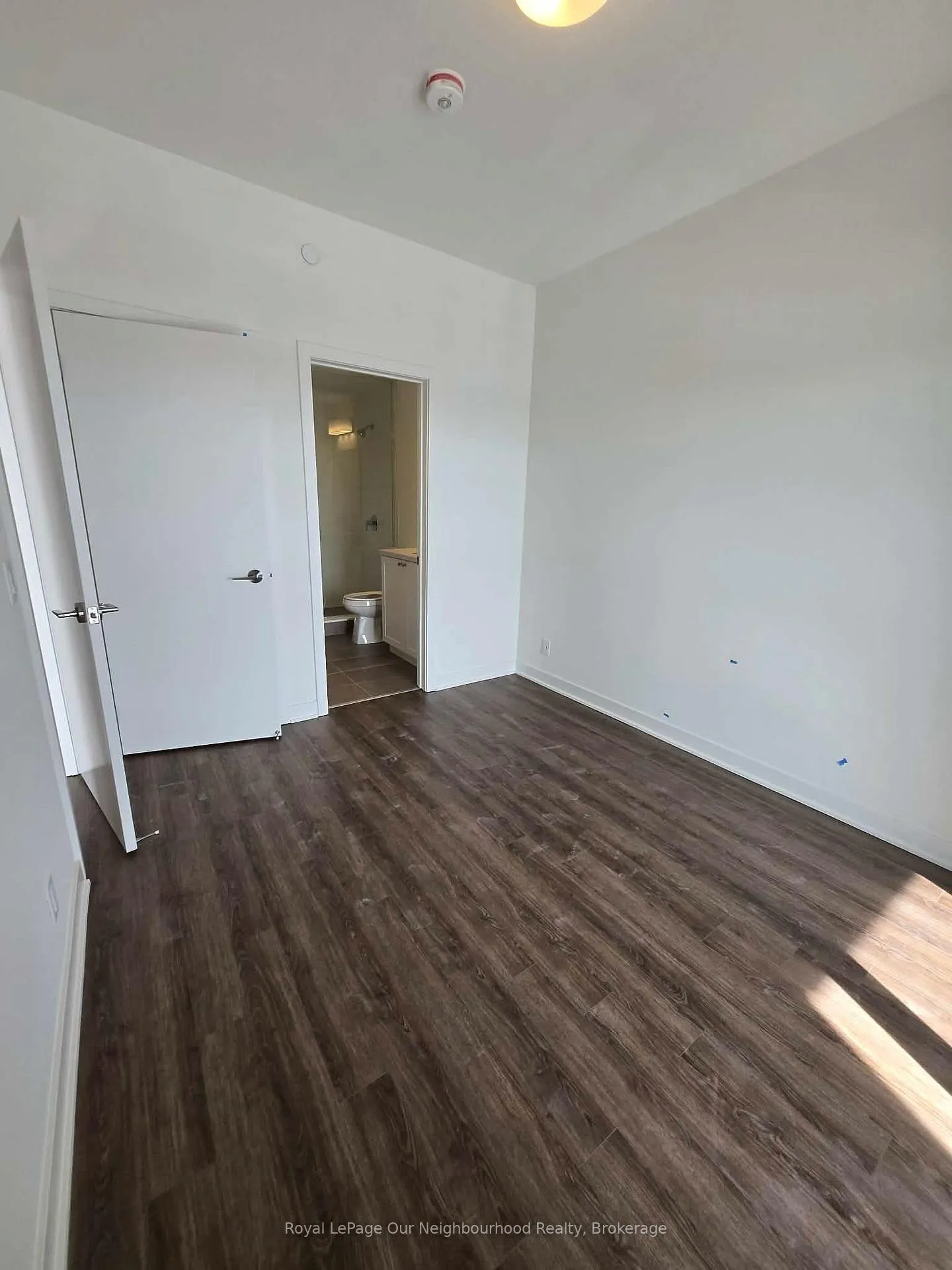 Photo 10 of Unit 604, 51 Clarington Boulevard, Clarington, Bowmanville — HOMEH