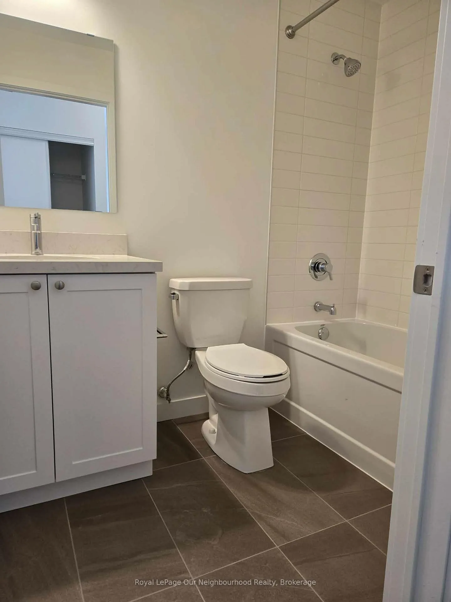 Photo 15 of Unit 604, 51 Clarington Boulevard, Clarington, Bowmanville — HOMEH