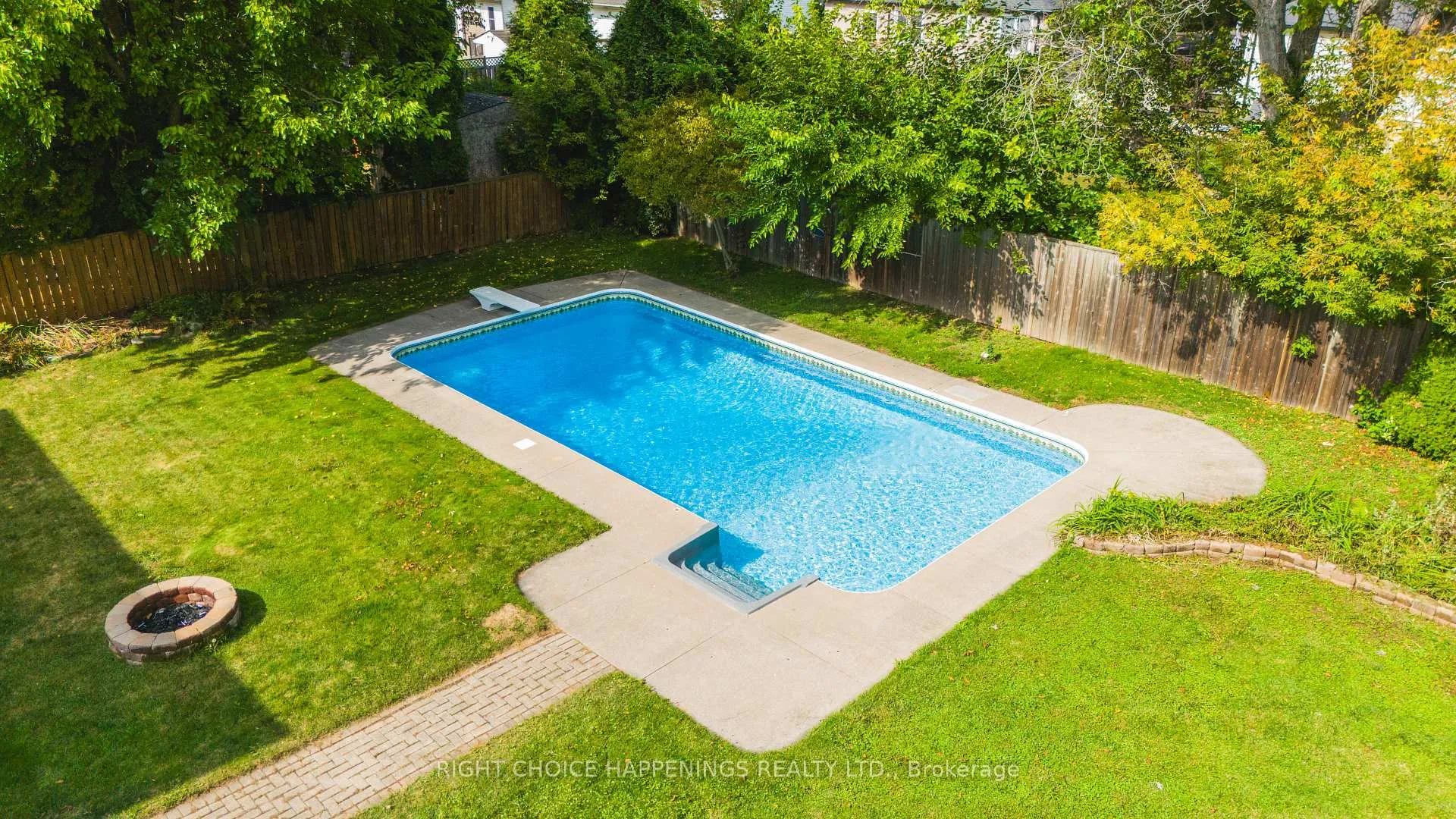 Photo 21 of 23 Heywood Avenue, St. Catharines, Bunting/Linwell — HOMEH