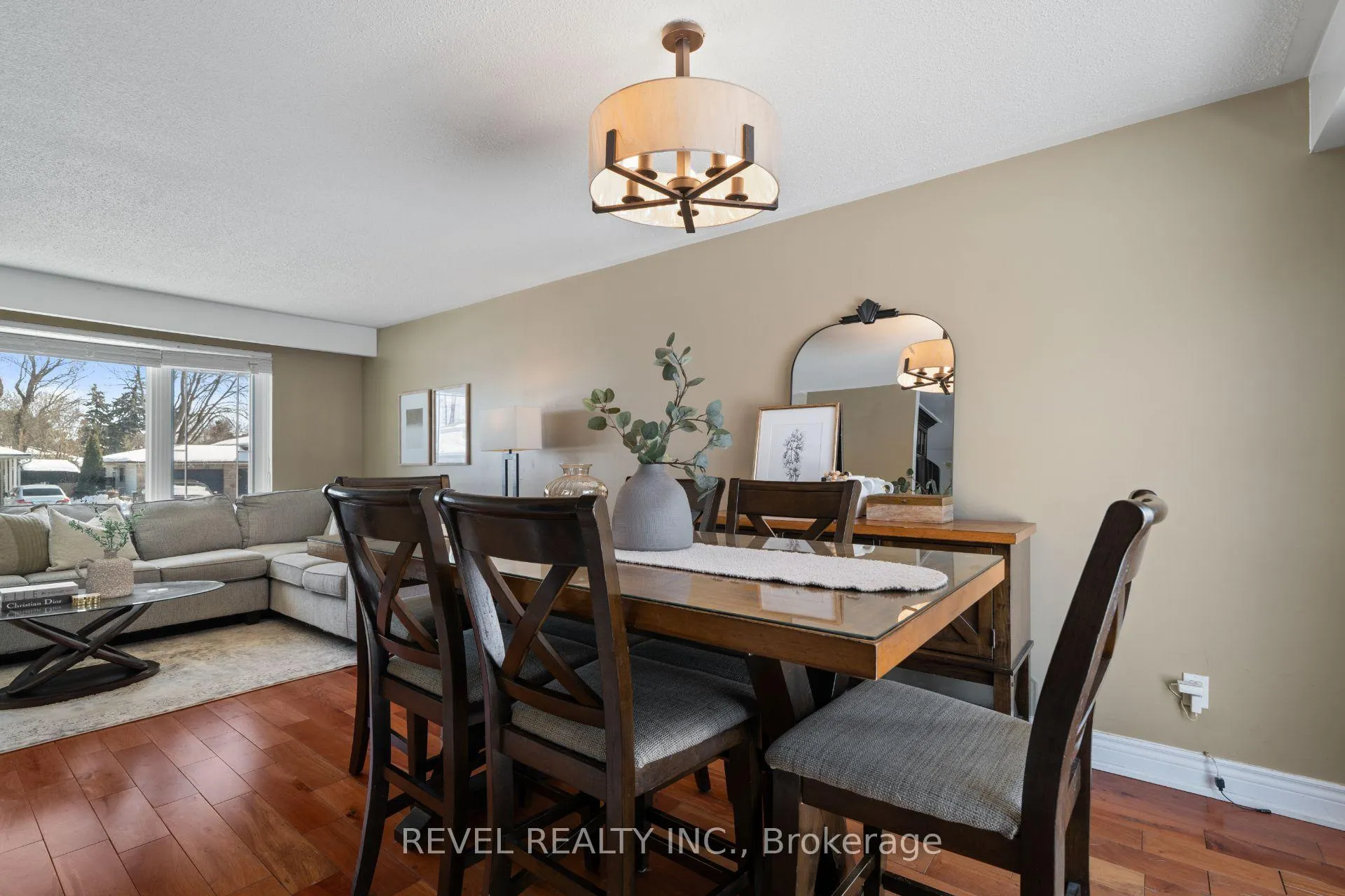 Photo 6 of 37 Ferndale Crescent, Brampton, Brampton East — HOMEH