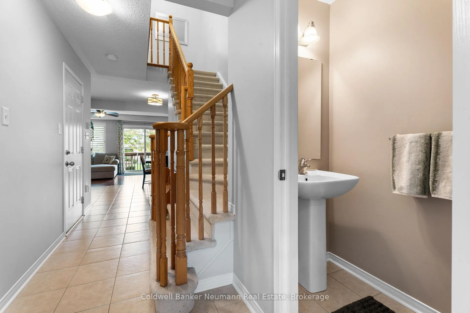 Photo 8 of Unit 71, 1035 Victoria Road S, Guelph, Kortright East — HOMEH
