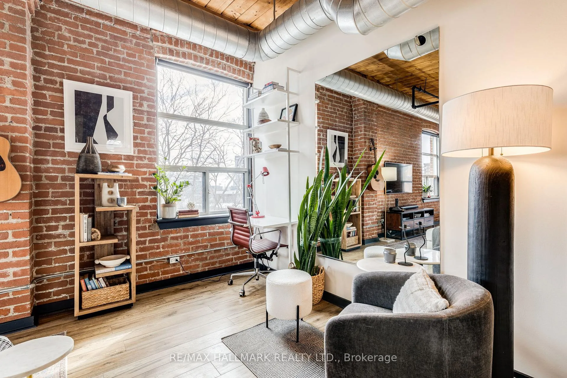 Photo 2 of Unit 406, 426 Queen Street E, Toronto, Regent Park — HOMEH