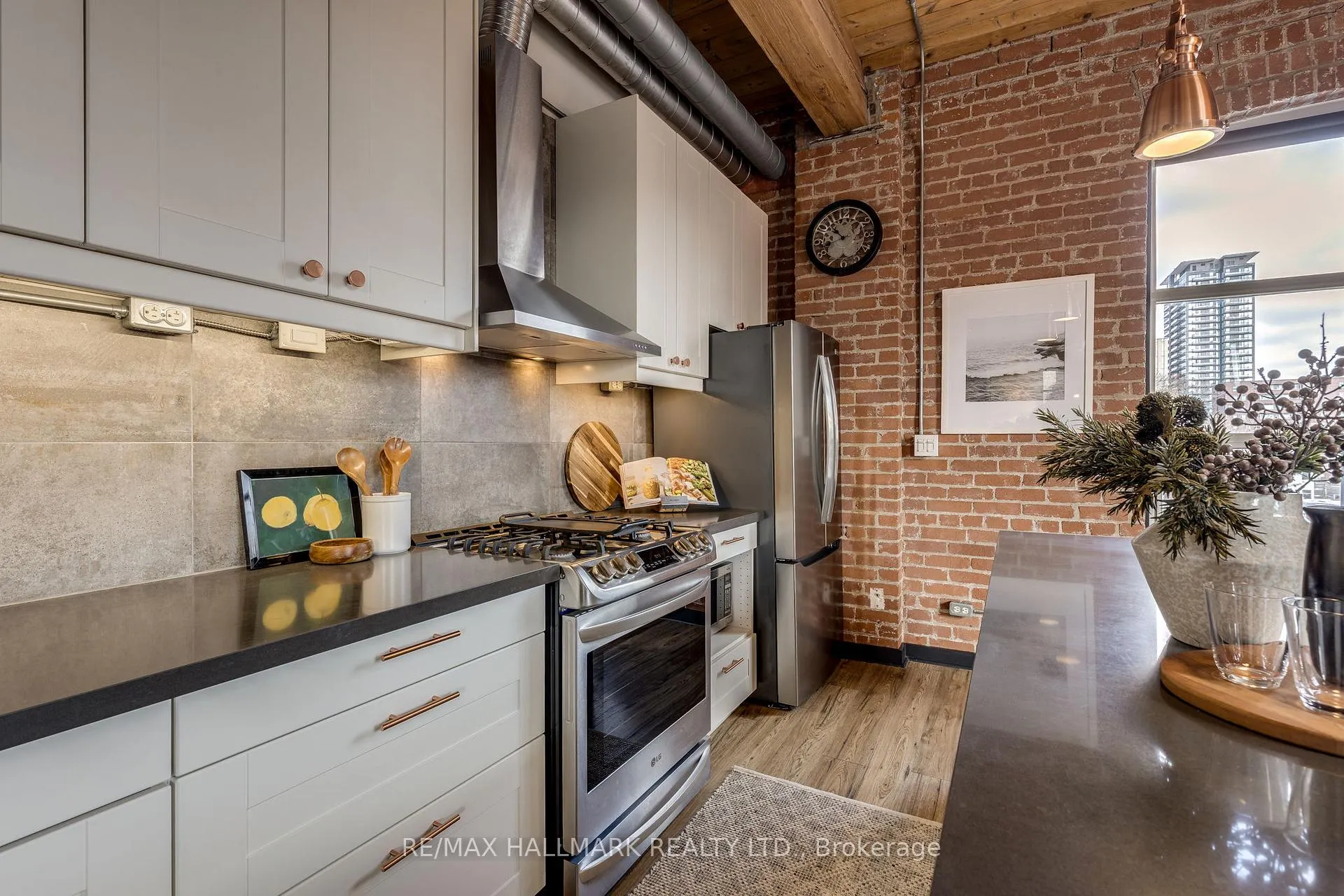 Photo 18 of Unit 406, 426 Queen Street E, Toronto, Regent Park — HOMEH