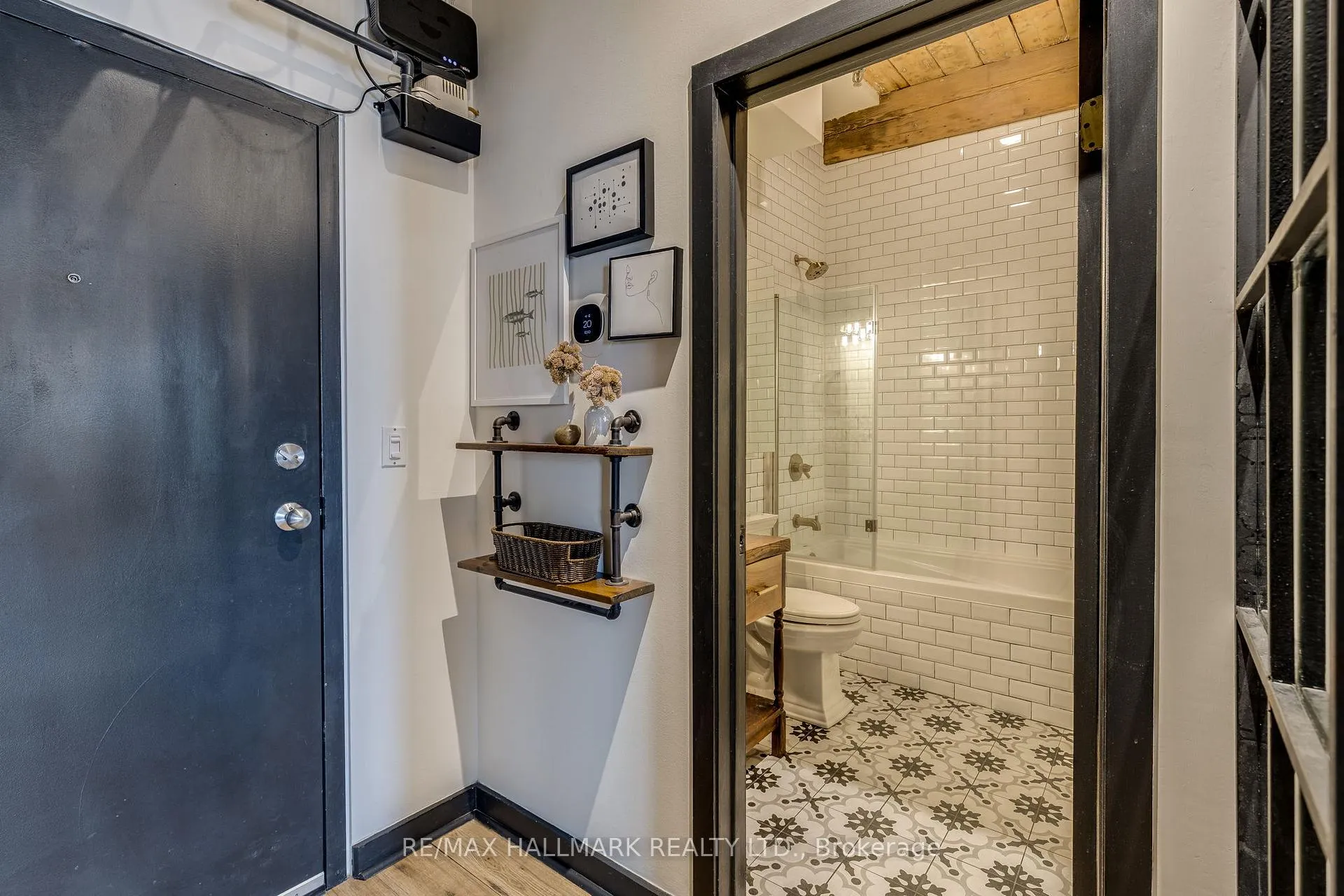 Photo 27 of Unit 406, 426 Queen Street E, Toronto, Regent Park — HOMEH