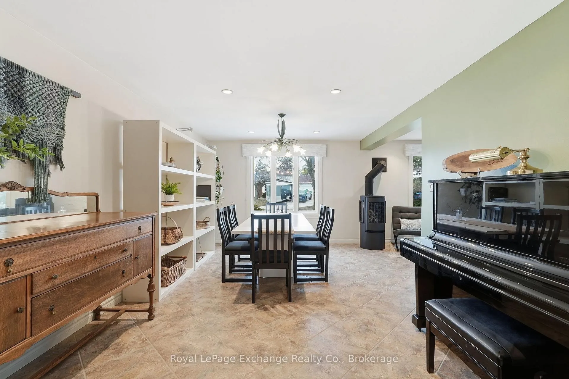 Photo 8 of 446 Highland Drive, Kincardine — HOMEH