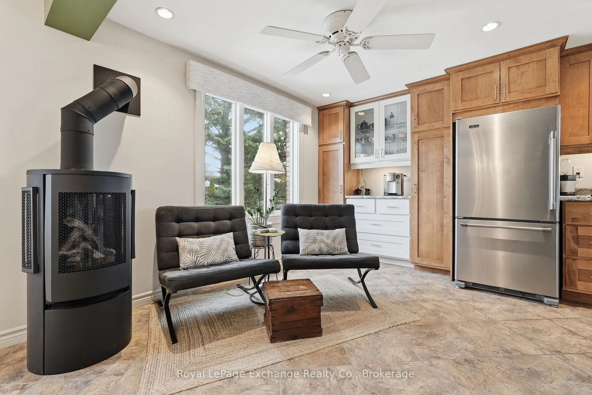 Photo 11 of 446 Highland Drive, Kincardine — HOMEH