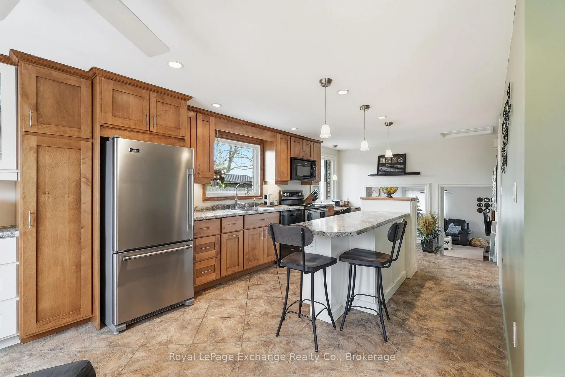 Photo 12 of 446 Highland Drive, Kincardine — HOMEH