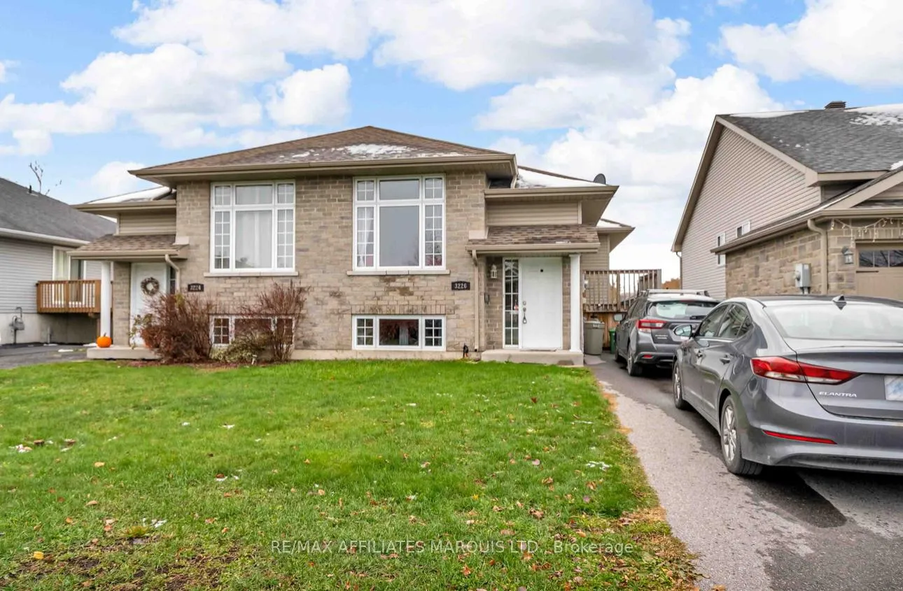 Photo 2 of 3226 Northdale Drive, Cornwall — HOMEH