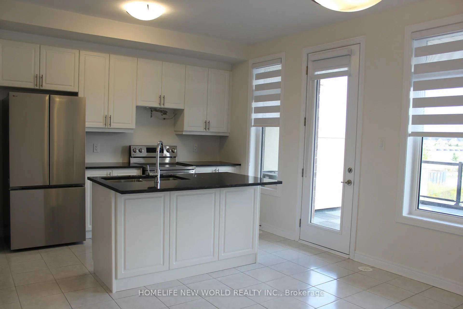 Photo 8 of 62 Johann Drive, Markham, Middlefield — HOMEH