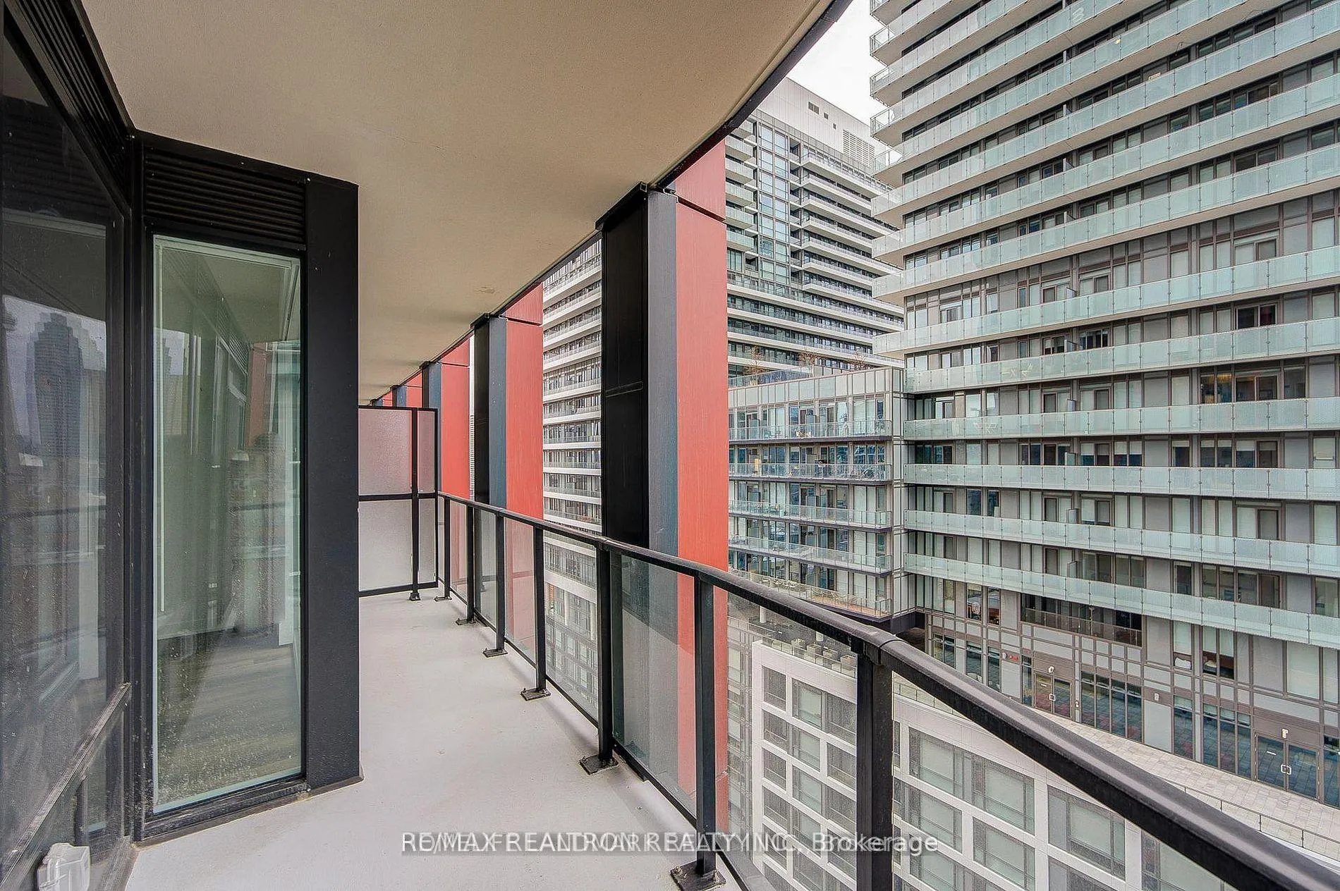 Photo 10 of Unit 1810, 180 Front Street E, Toronto, Moss Park — HOMEH