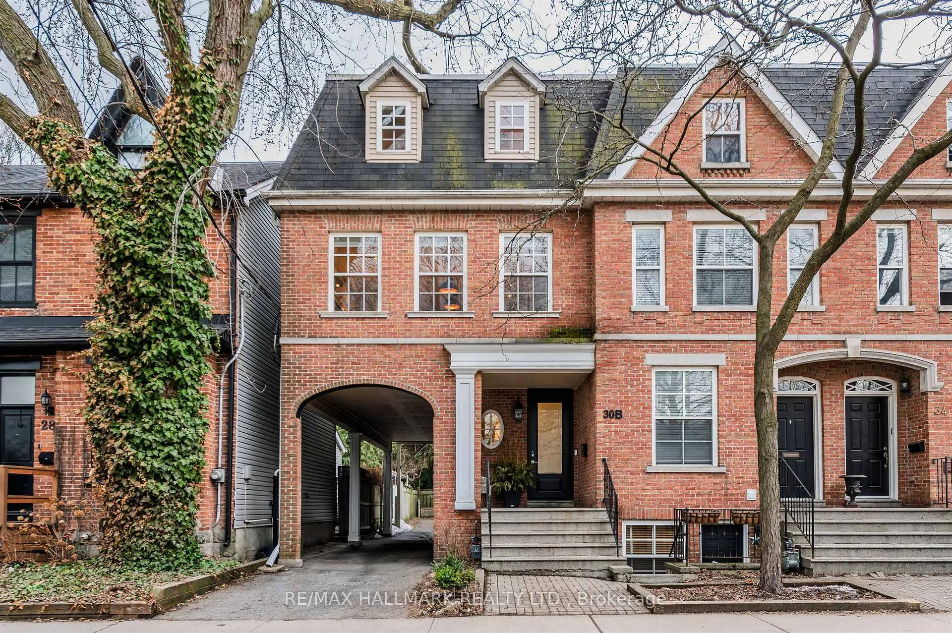 Photo 2 of 30B De Grassi Street, Toronto, South Riverdale — HOMEH