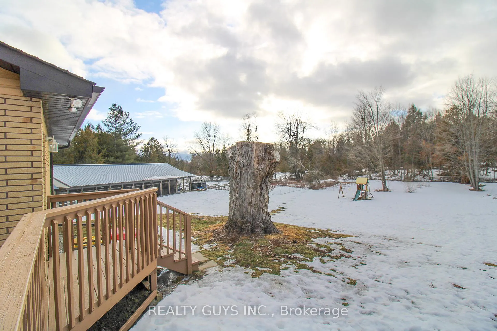 Photo 7 of 316 Douglas Road, Douro-Dummer — HOMEH