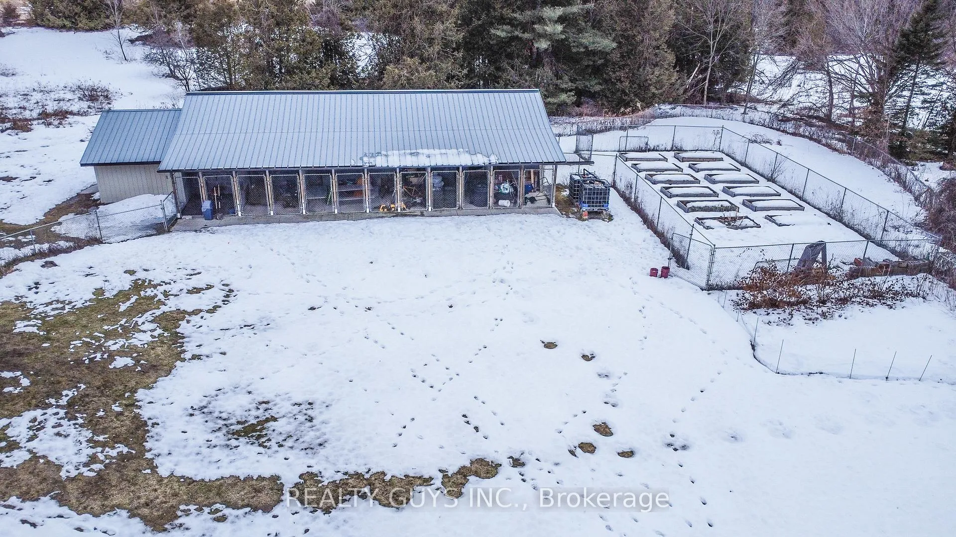 Photo 13 of 316 Douglas Road, Douro-Dummer — HOMEH