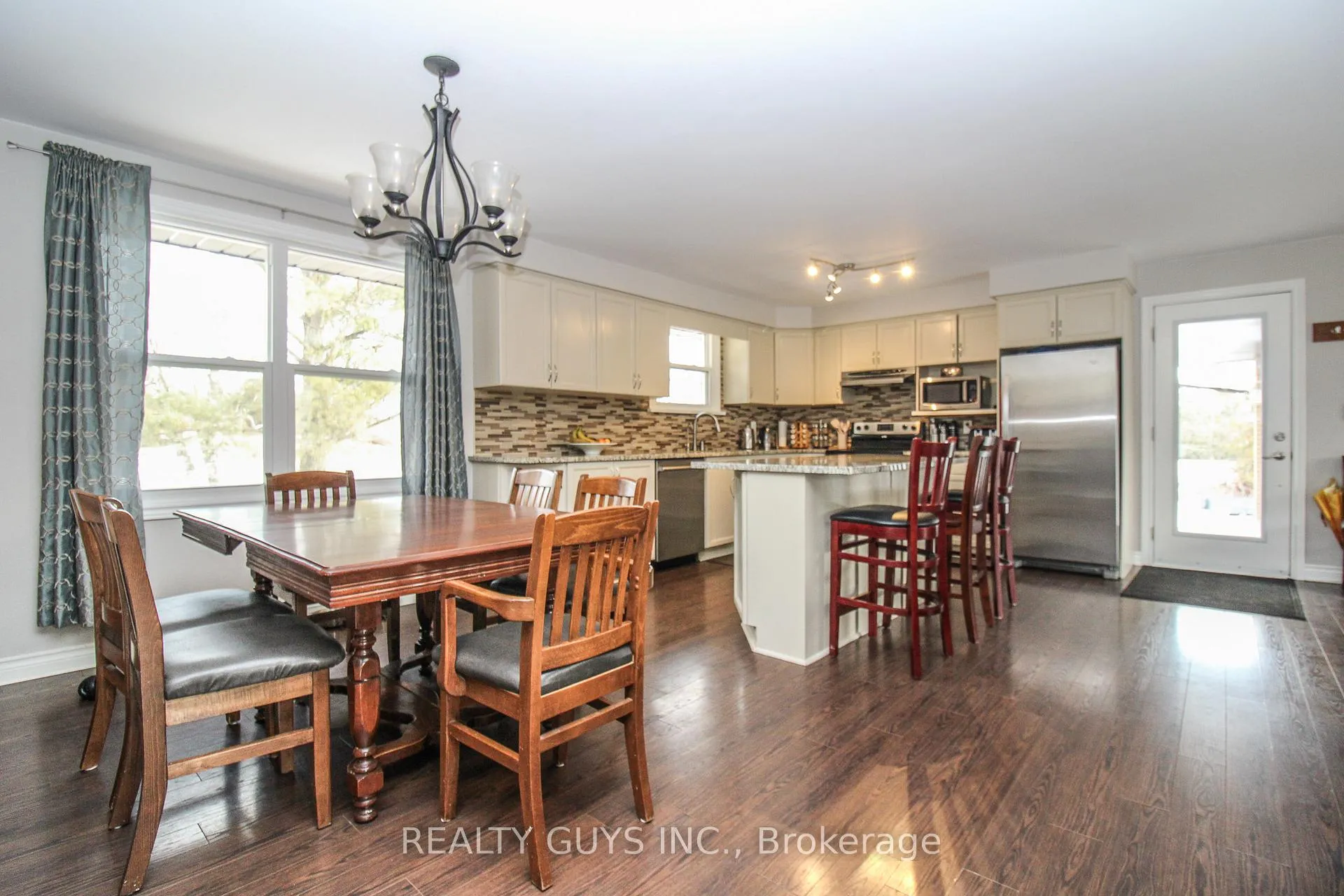 Photo 17 of 316 Douglas Road, Douro-Dummer — HOMEH
