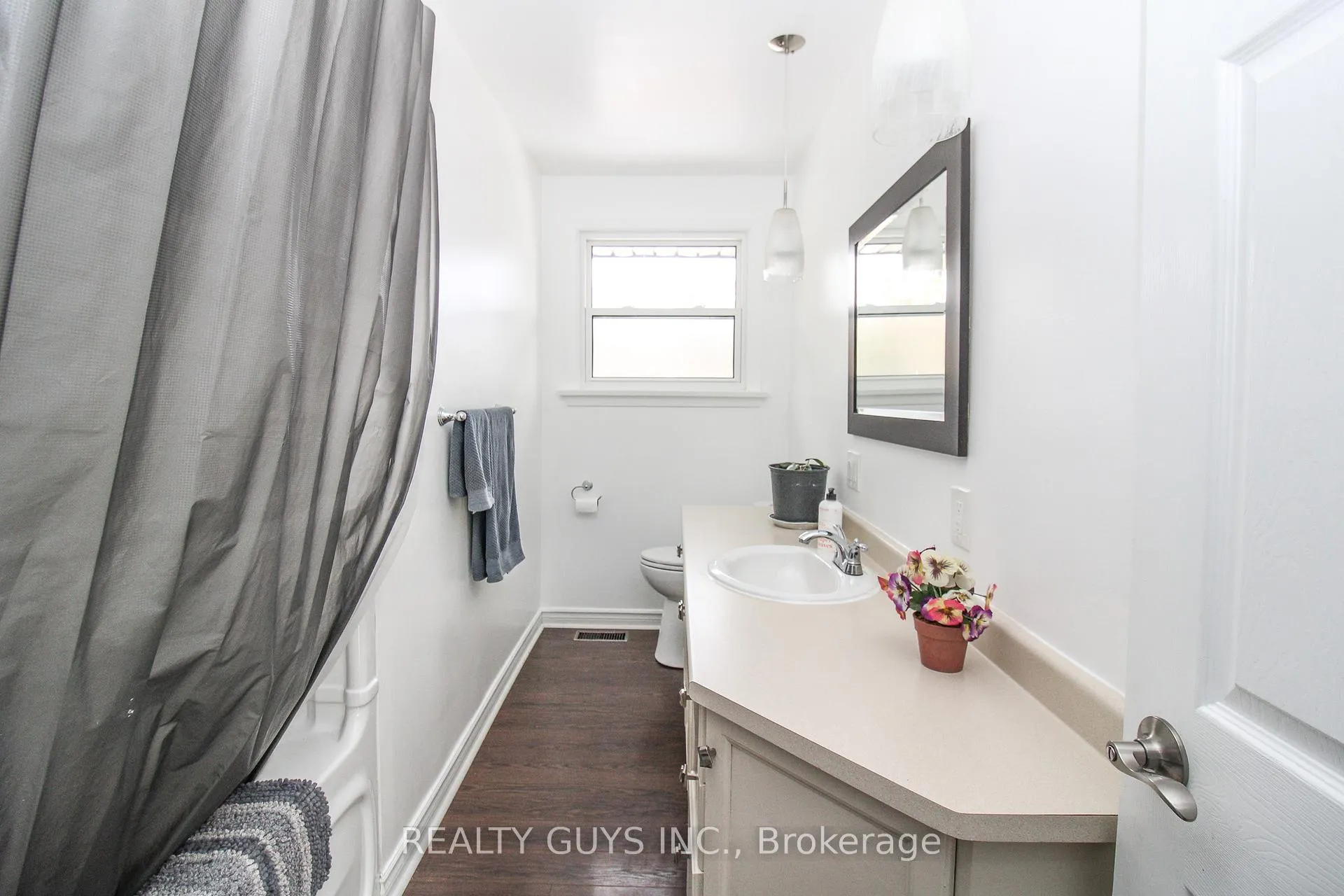 Photo 38 of 316 Douglas Road, Douro-Dummer — HOMEH