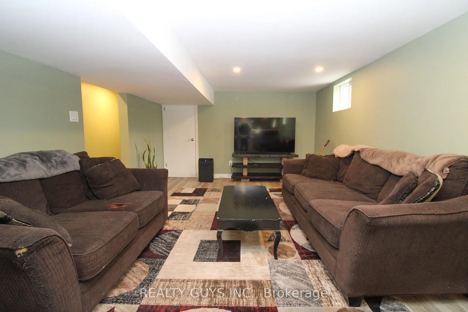 Photo 41 of 316 Douglas Road, Douro-Dummer — HOMEH