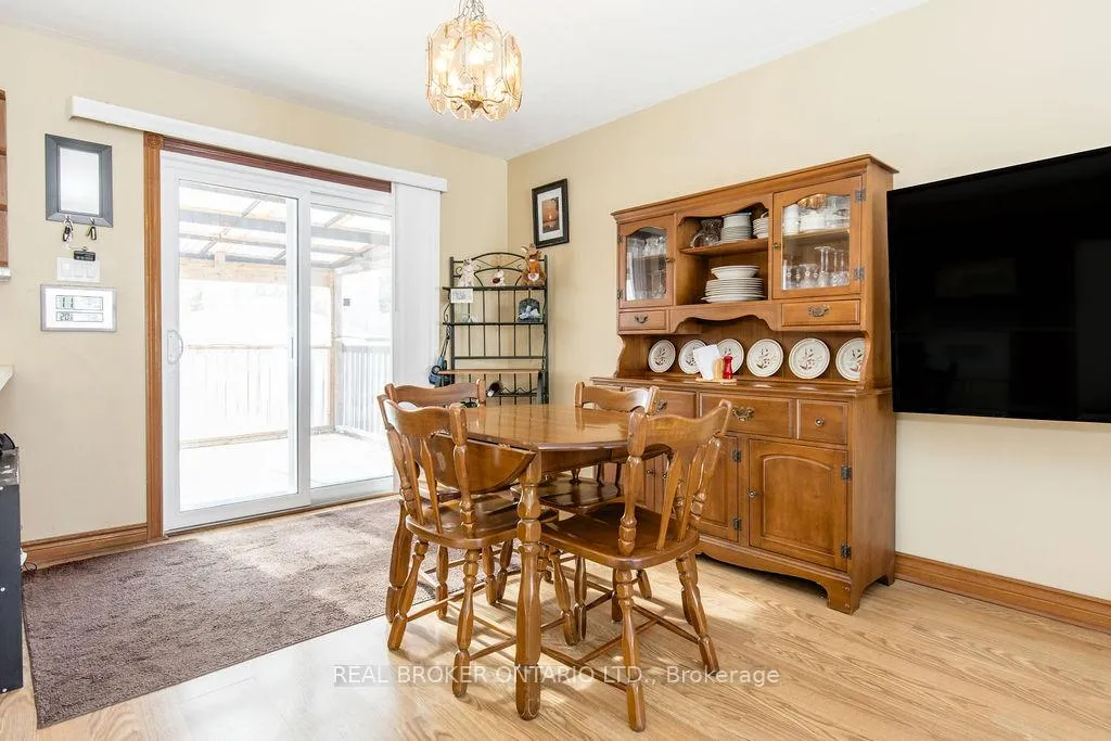 Photo 11 of 45 John Dillingno Street, Tay, Victoria Harbour — HOMEH